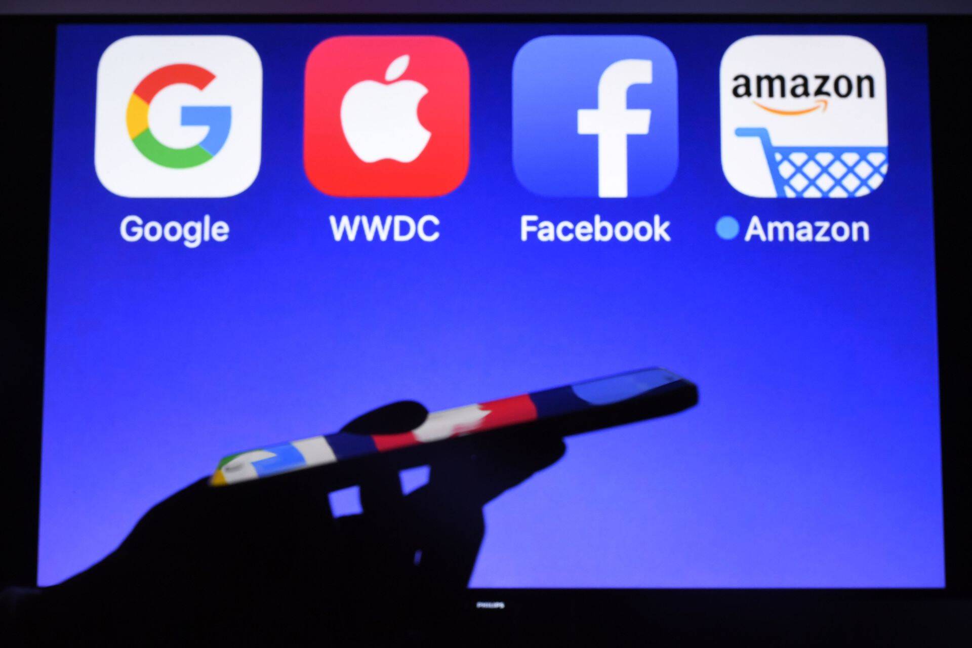 Google ja Facebook pakuvad kasutajatele personaliseeritud reklaame.