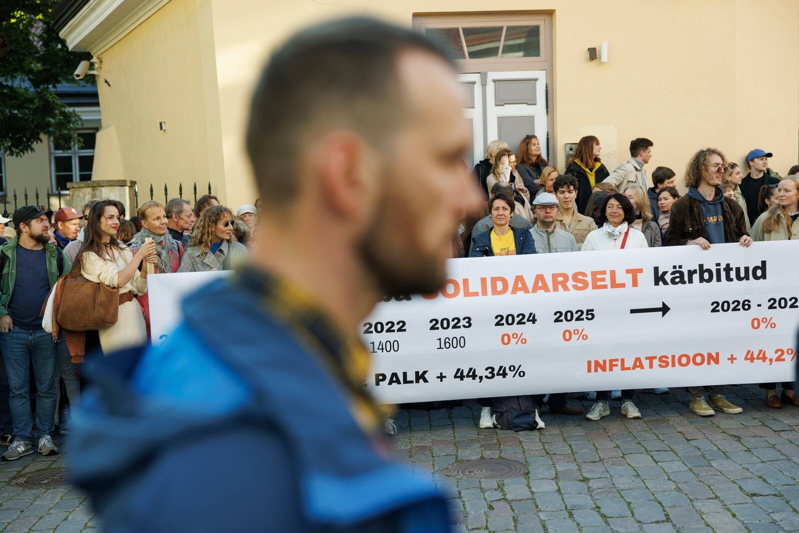 Kultuuritöötajate streik 2024. aasta suvel. Pilt on illustreeriv.