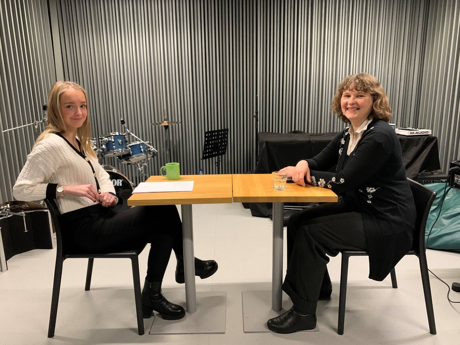 Jurist Geili Keppi ja Cybernetica vanemteadur Liina Kamm räägivad taskuhäälingus “Andmehääling” privaatsuskaitsetehnoloogiatest.