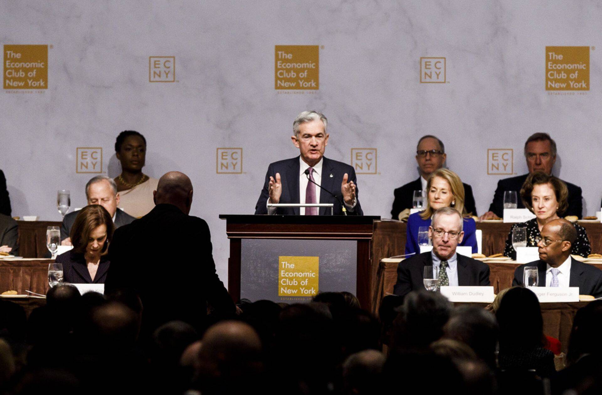 Глава ФРС Джером Пауэлл