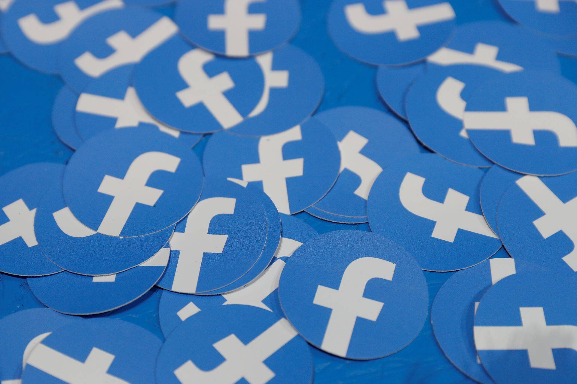 Facebook pakub uudisteväljaannetele miljoneid dollareid nende sisu avaldamise eest.