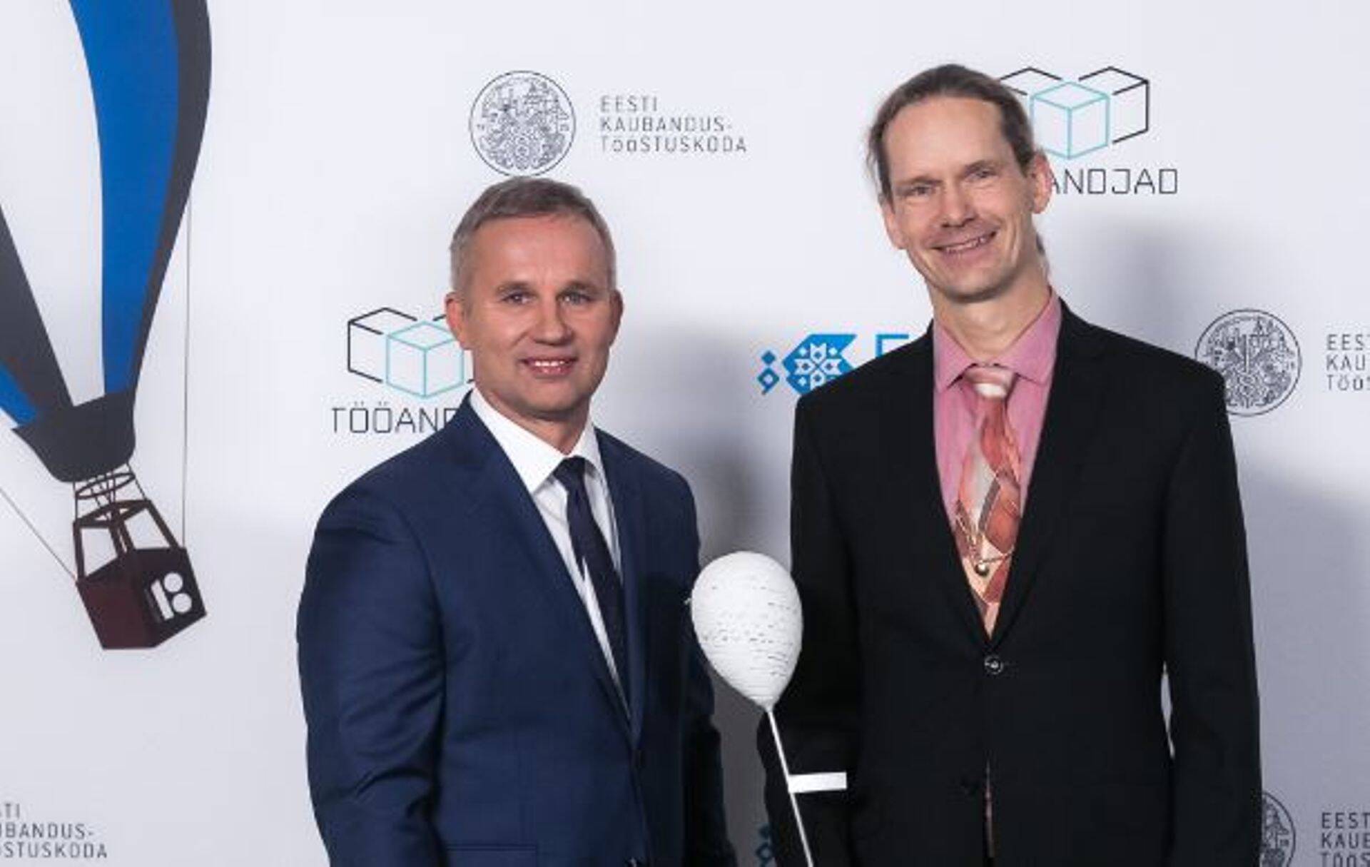 Cleveroni suuromanik ja tegevjuht Arno Kütt ning SK ID Solutionsi juht Kalev Pihl.