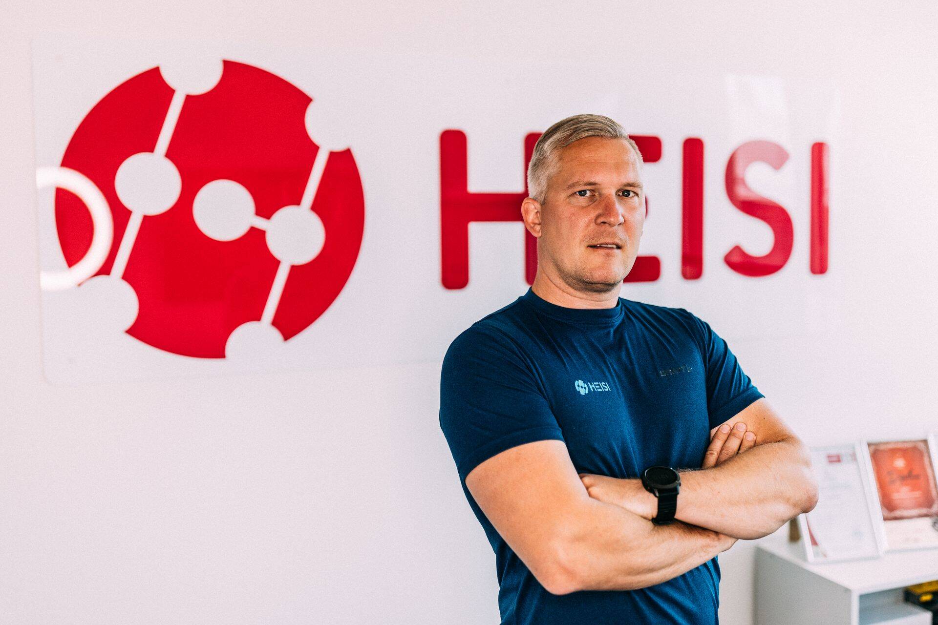 Happy Ending InfoSystem Implementation (HEISI) on loodud meeskonna poolt, kel on IT-alast kogemust juba eelmisest aastatuhandest. „HEISI IT eesmärk on pakkuda ettevõtetele äritegevust toetavaid kvaliteetseid IT-lahendusi,“ jagab tegevjuht Raul Raudsepp oma visiooni.