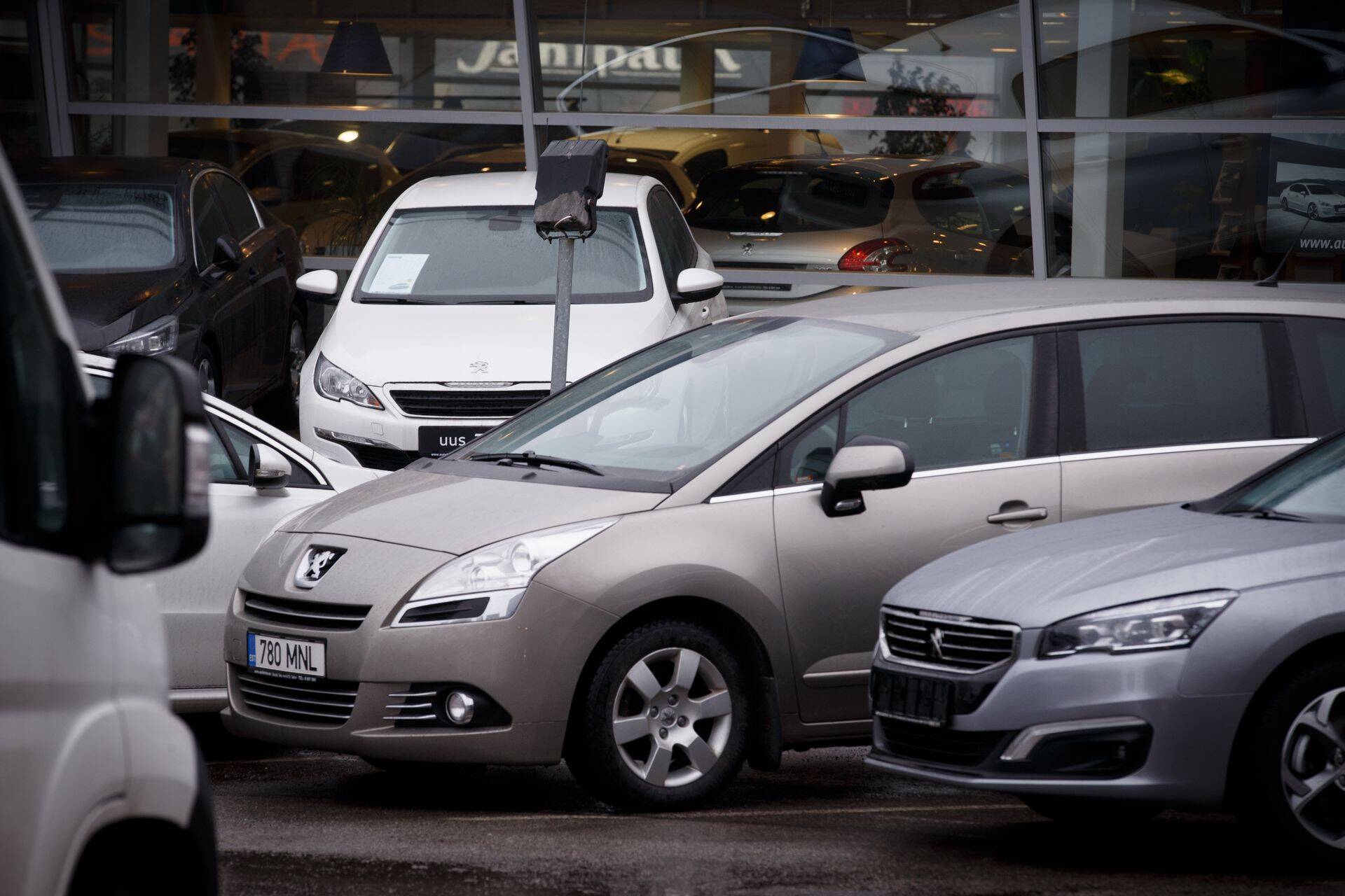 «Легковушки» уехали в минус