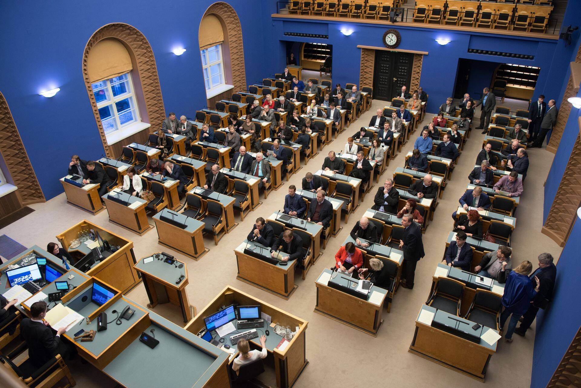 Рийгикогу изменил состав трех делегаций