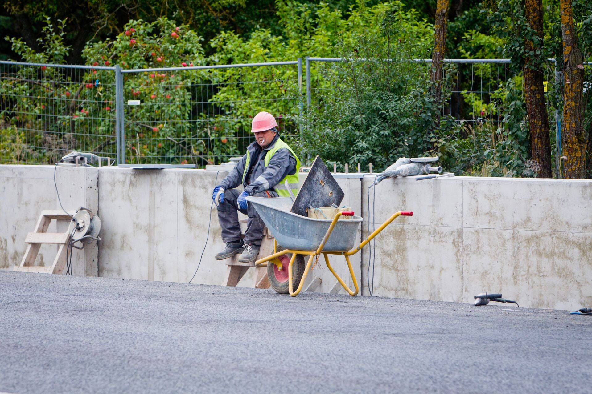 Из всех 7747 зарегистрированных безработных Ида-Вирумаа больше всего до увольнения работали в строительстве – 904 человека.