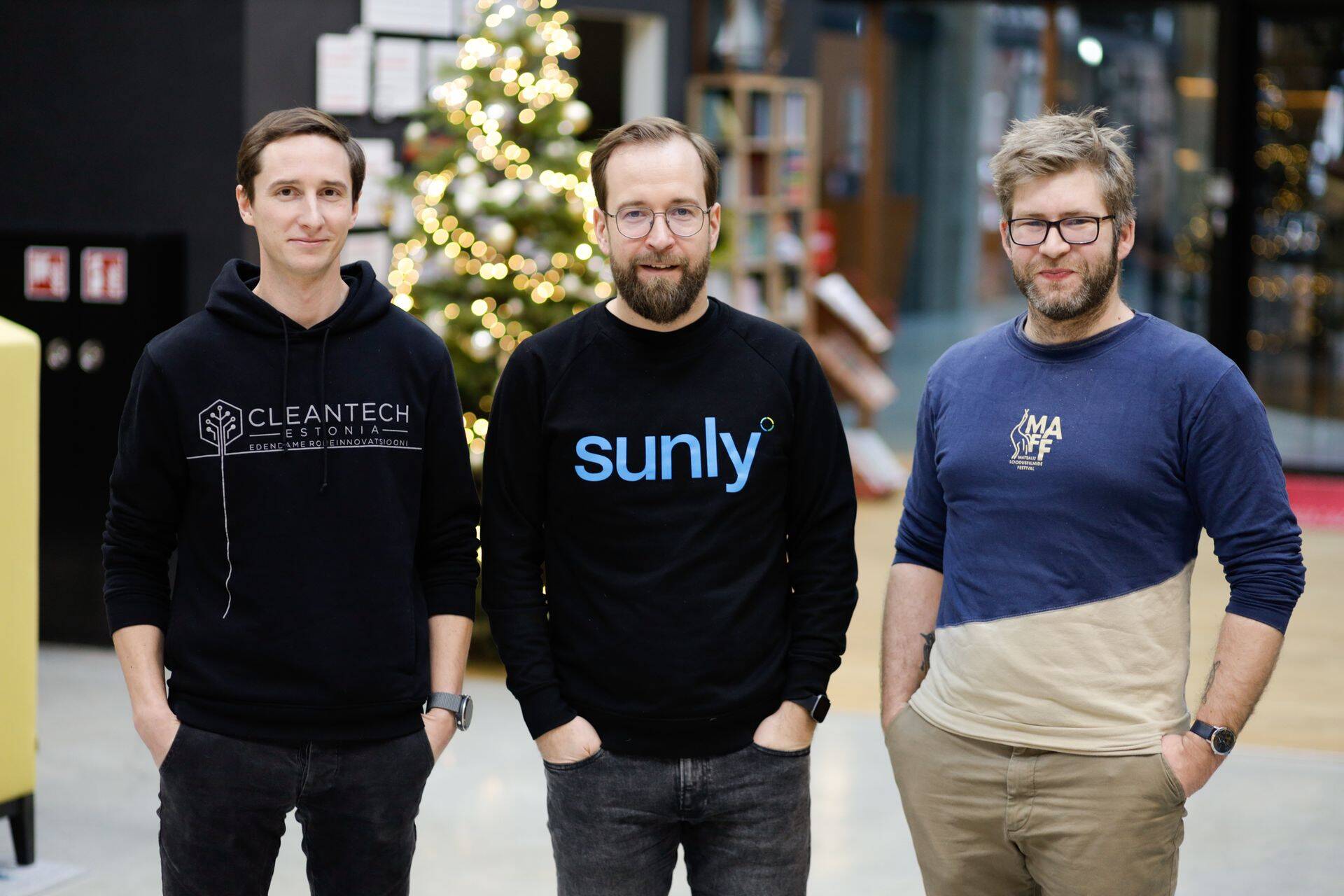 Cleantech Estonia tegevjuht Erki Ani (vasakult), Sunly AS tegevjuht Priit Lepasepp ja Cleantechi saatejuht Mart Valner.
