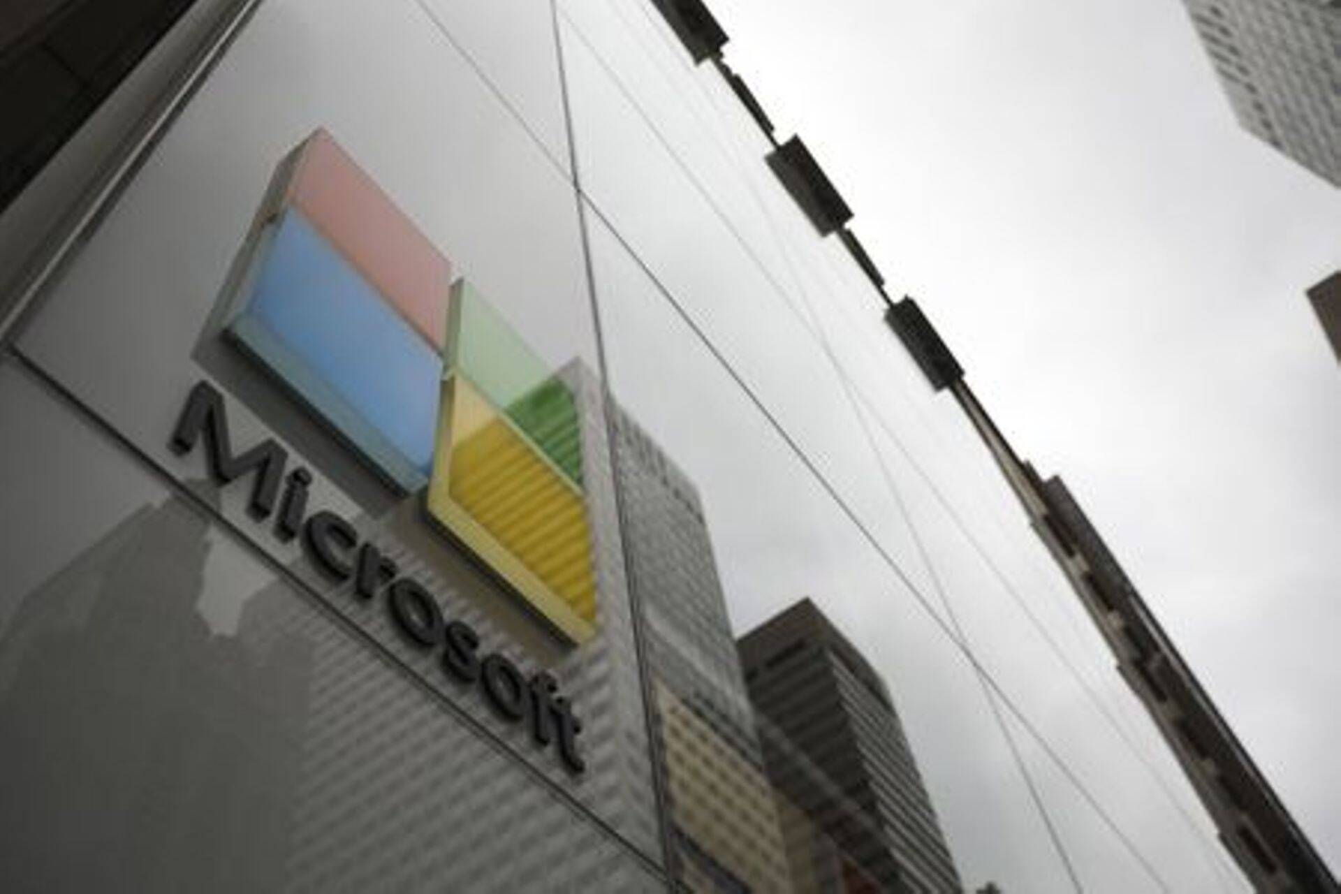 Microsoft ради эксперимента установил дата-центр на дне моря