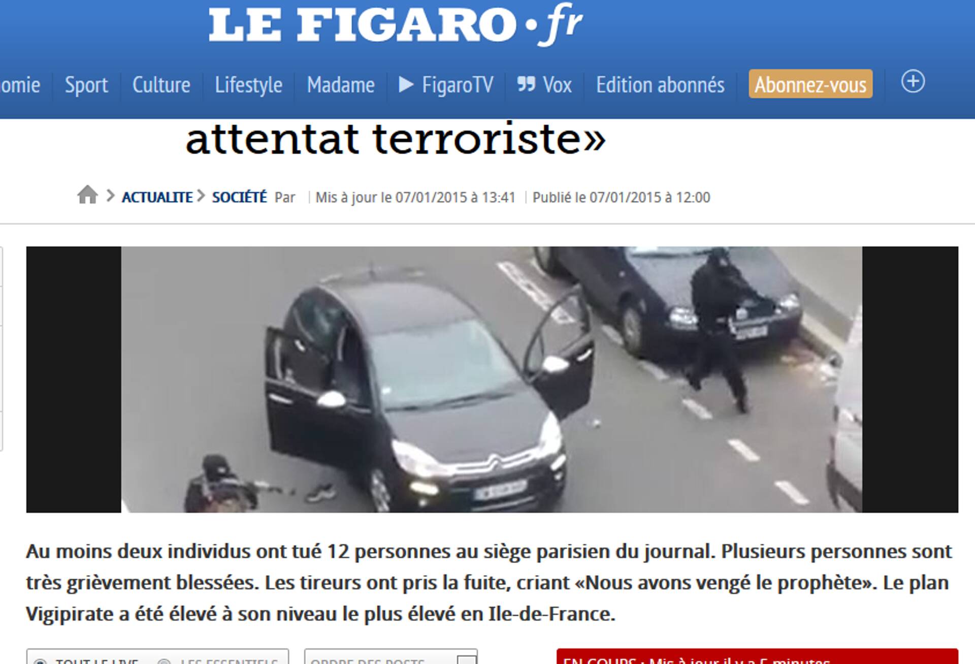 Terrorist minemas ajalehe Charlie Hebdo toimetusse.