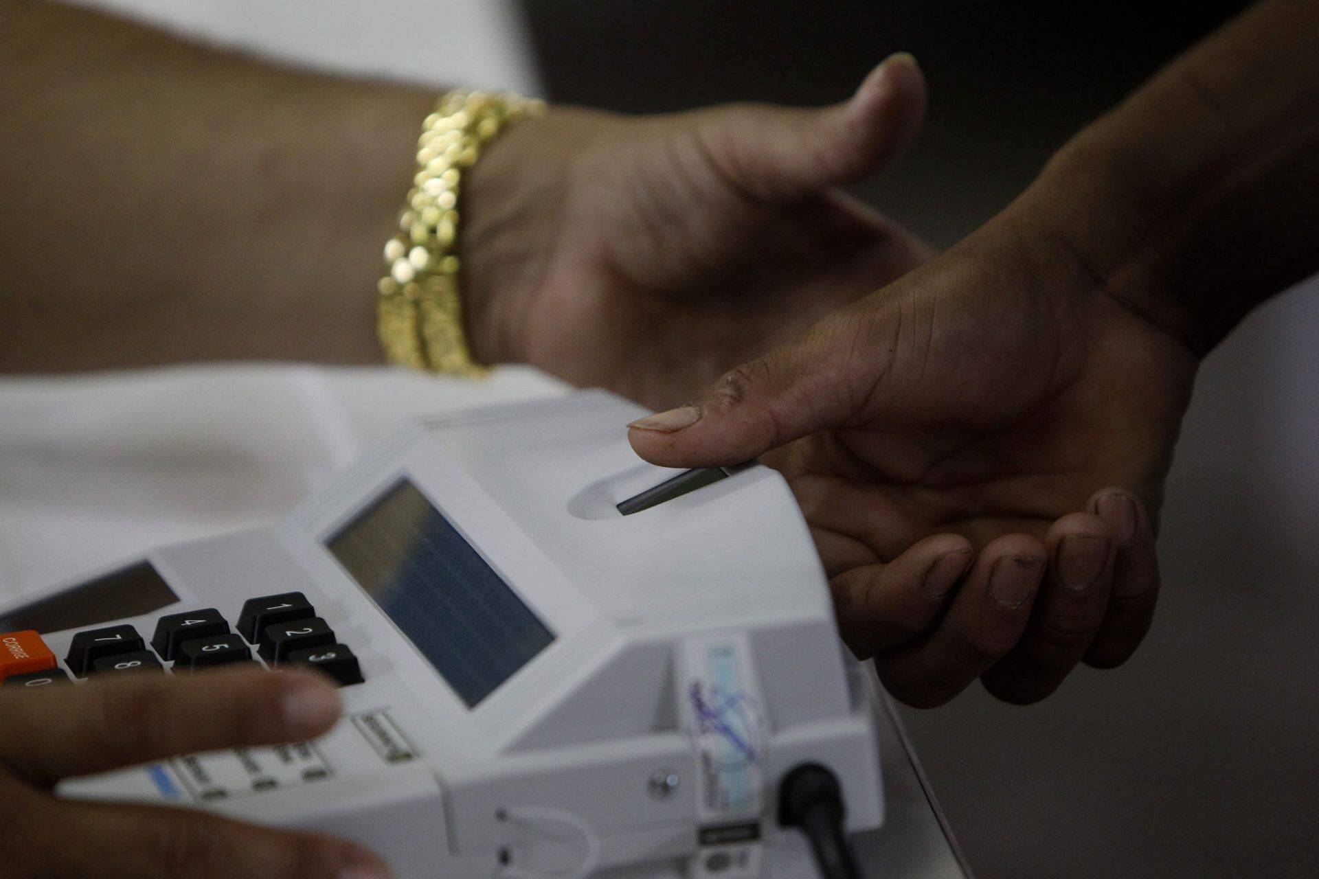 Venemaa pangad peavad jagama jõuametitega kliendi biomeetrilise tuvastamise andmeid.