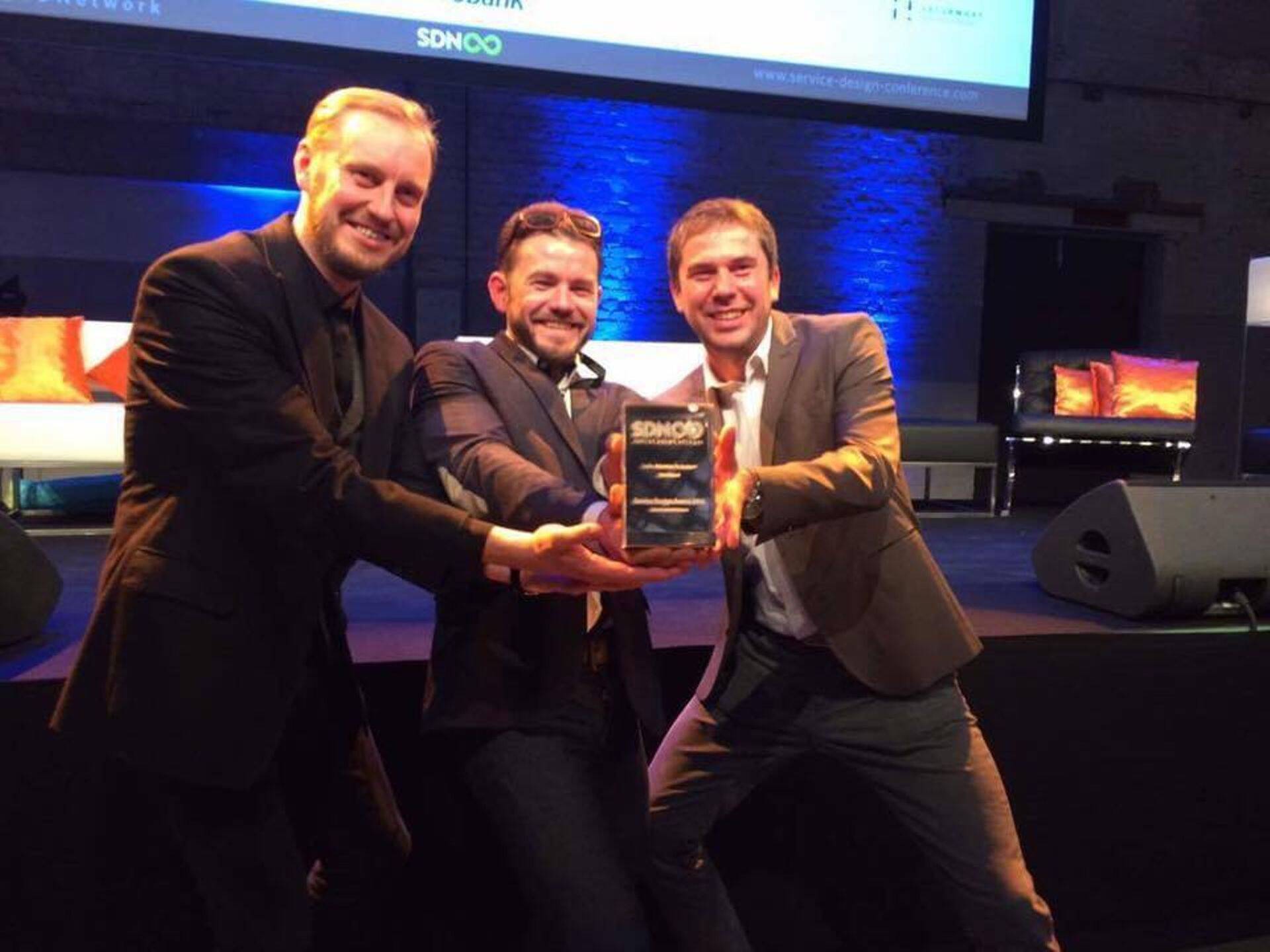 Apollo kino turundusjuht Tanel Tatter, Brand Manuali asutaja Kaarel Mikkin ja Apollo tegevjuht Mauri Dorbek