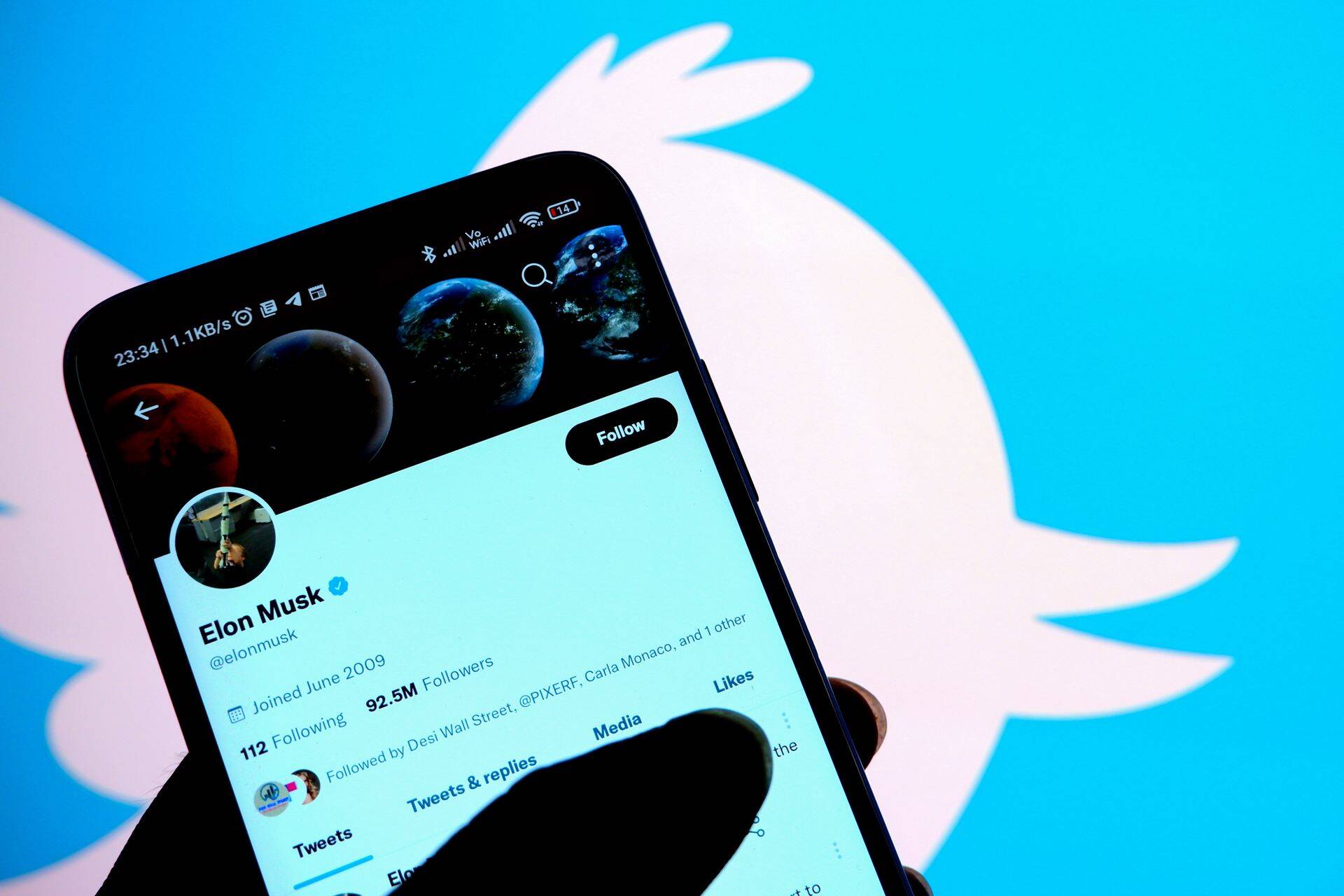 Elon Musk teatas aprilli lõpus, et soovib Twitteri ära osta ja selle börsilt viia.