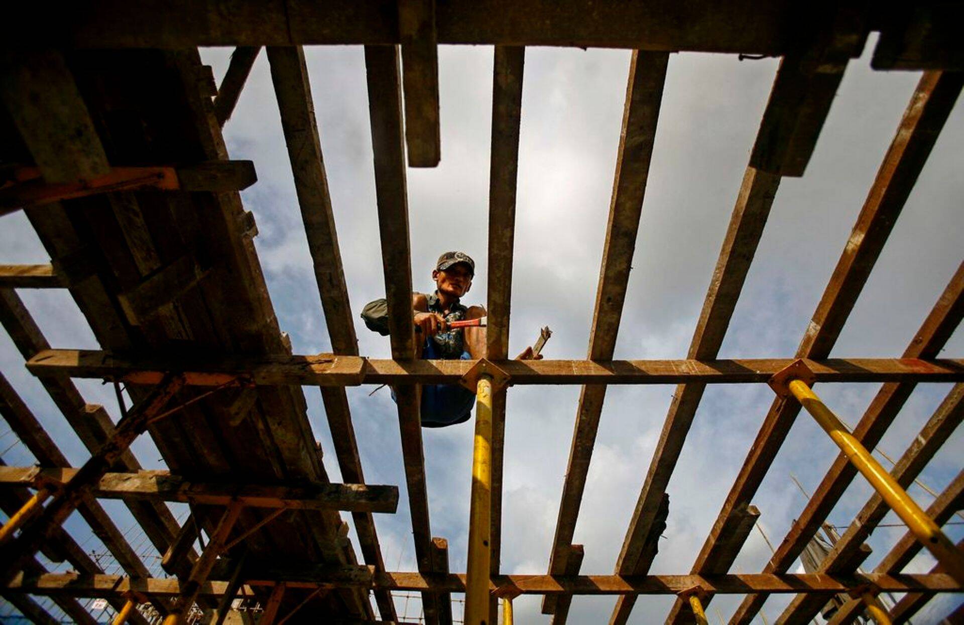 Rootsi parlament andis sealsetele ametiühingutele õiguse nõuda, et võõrtööjoule oleksid tagatud teistega võrdsed tingimused.