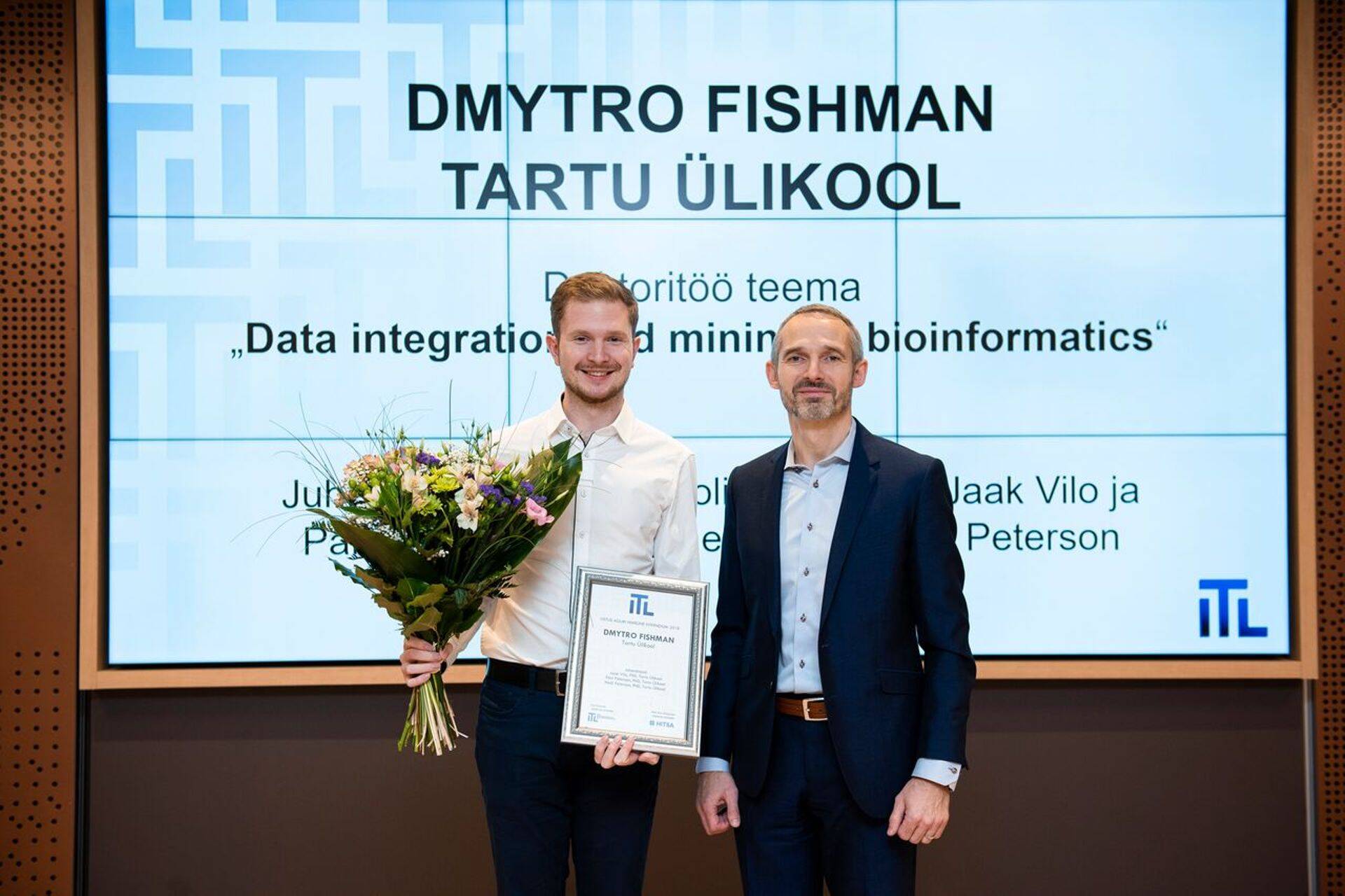 Stipendiaat Dmytro Fishman ja ITLi president Ivo Suursoo.