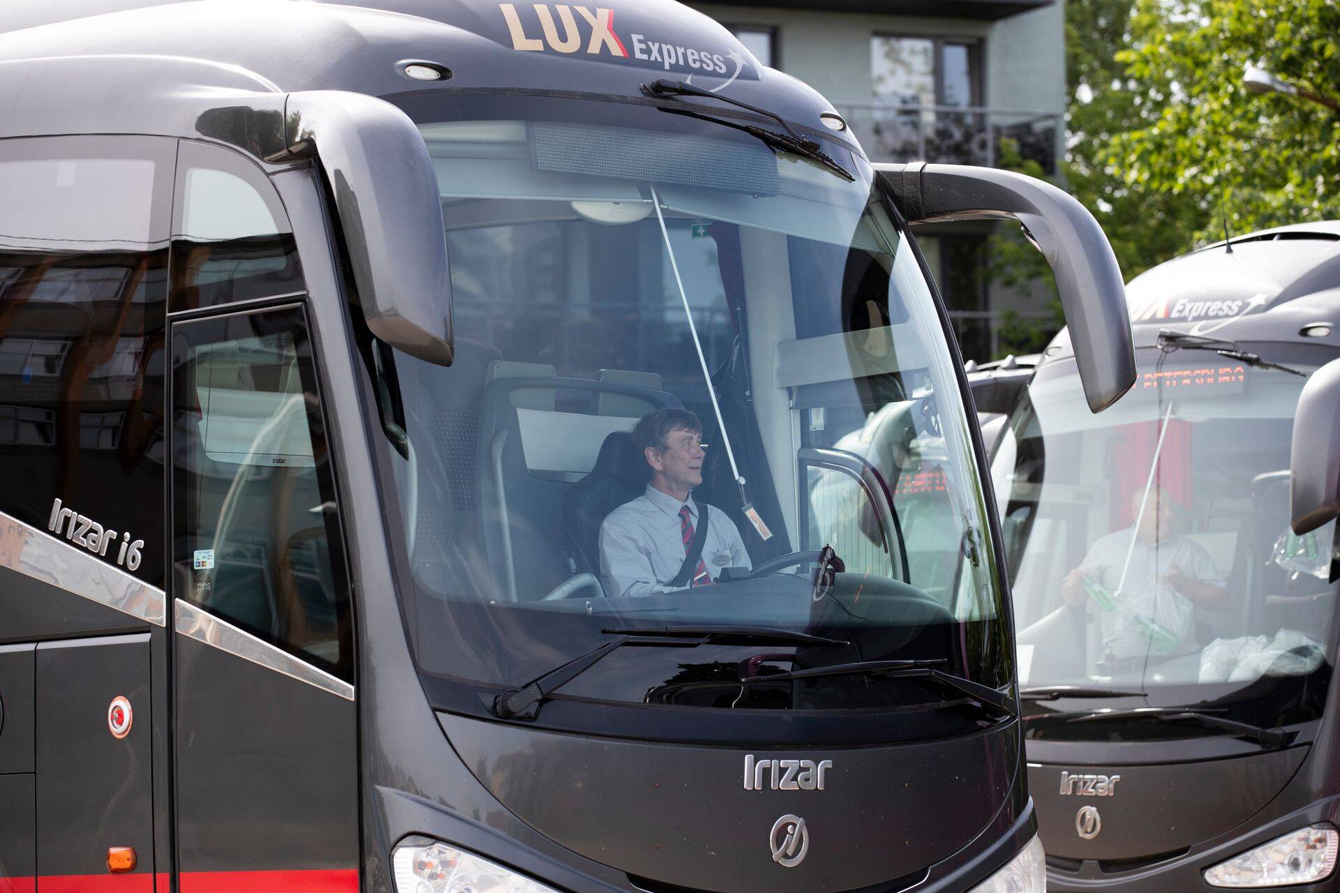 Enim põhjust oma töötasuga rahuoluks oli mullu Lux Expressi bussijuhtidel.