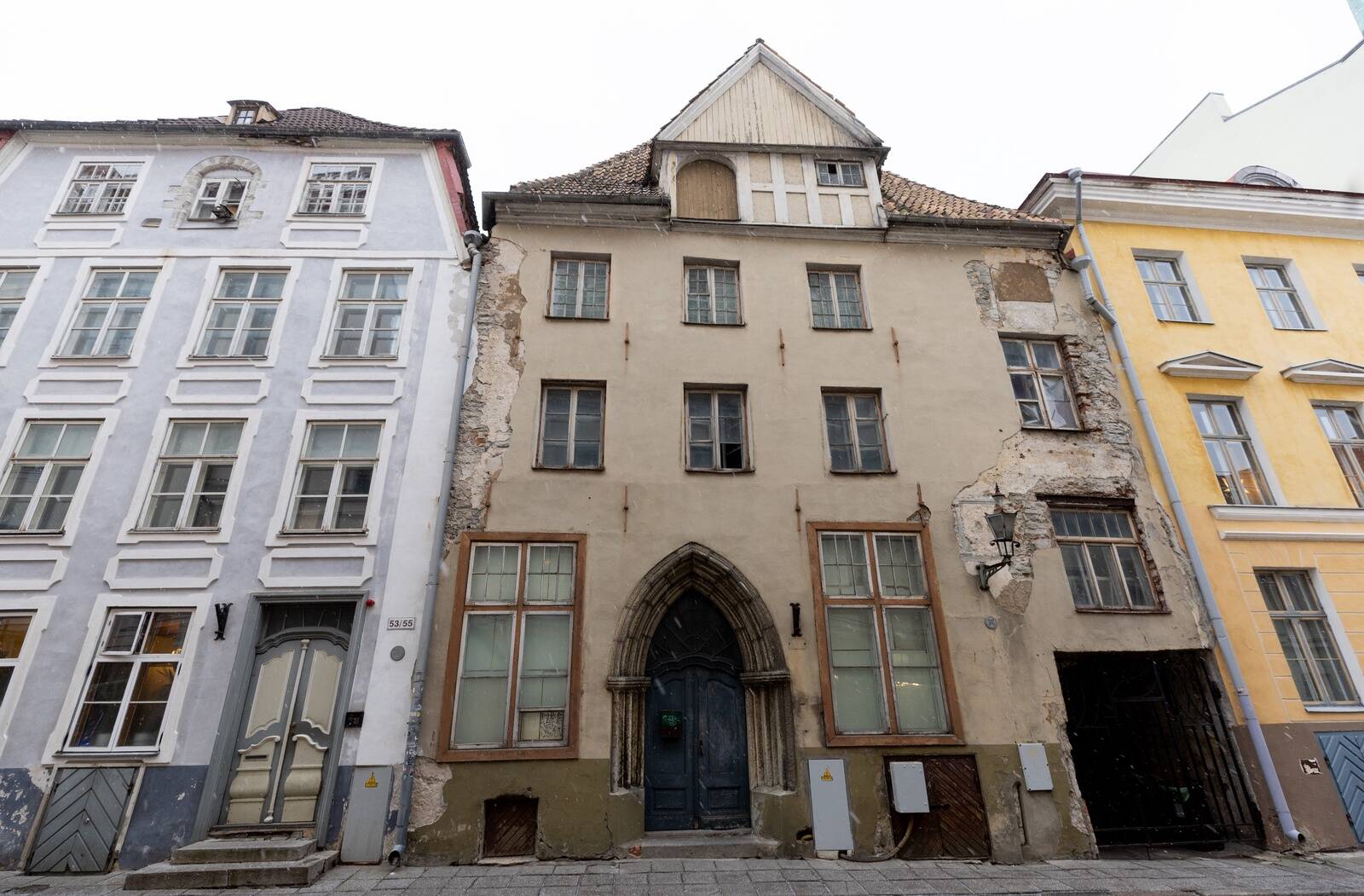 Дом на улице Пикк, 55 выставлен на продажу.