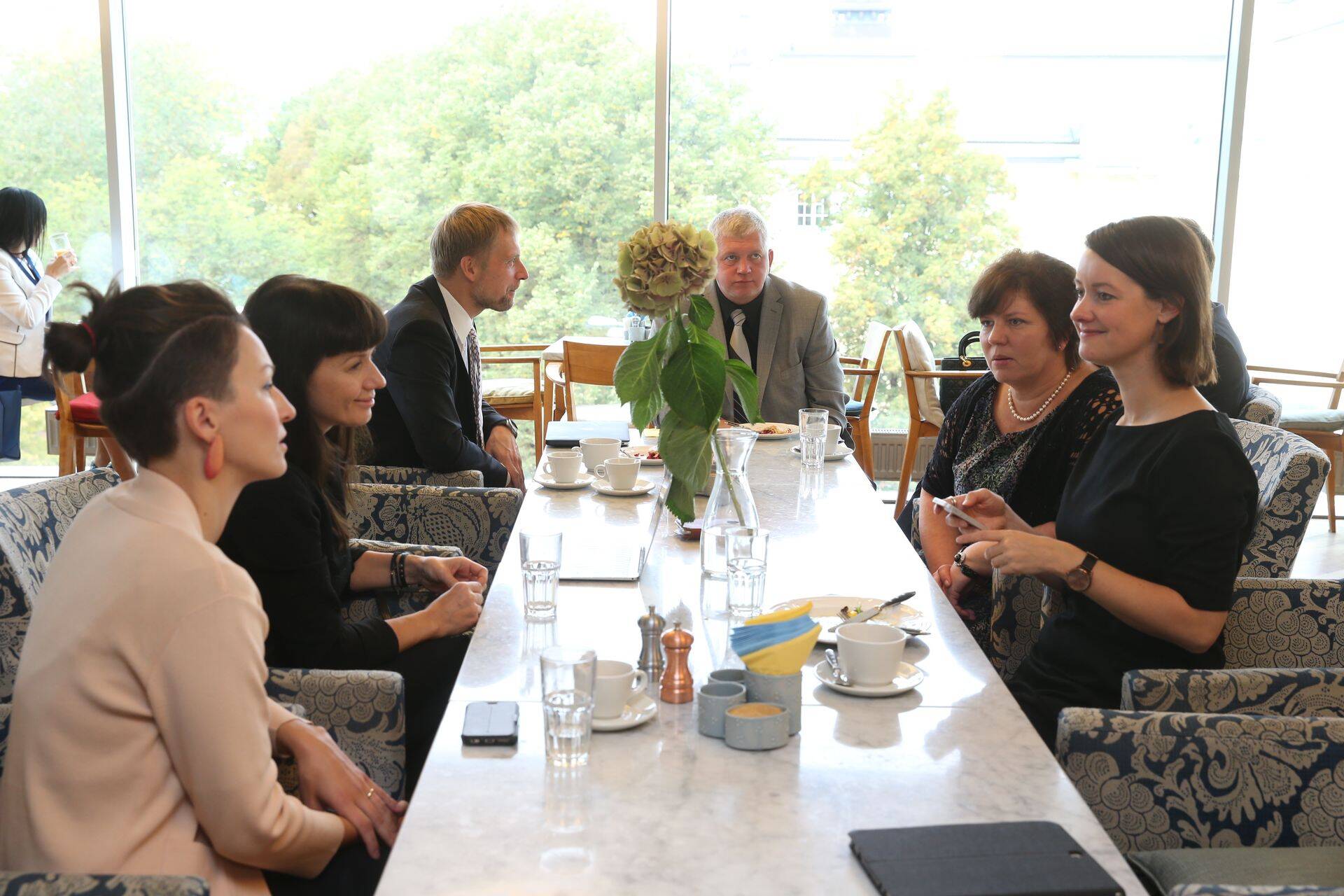 Marina Kaljuranna tiim Komeedis