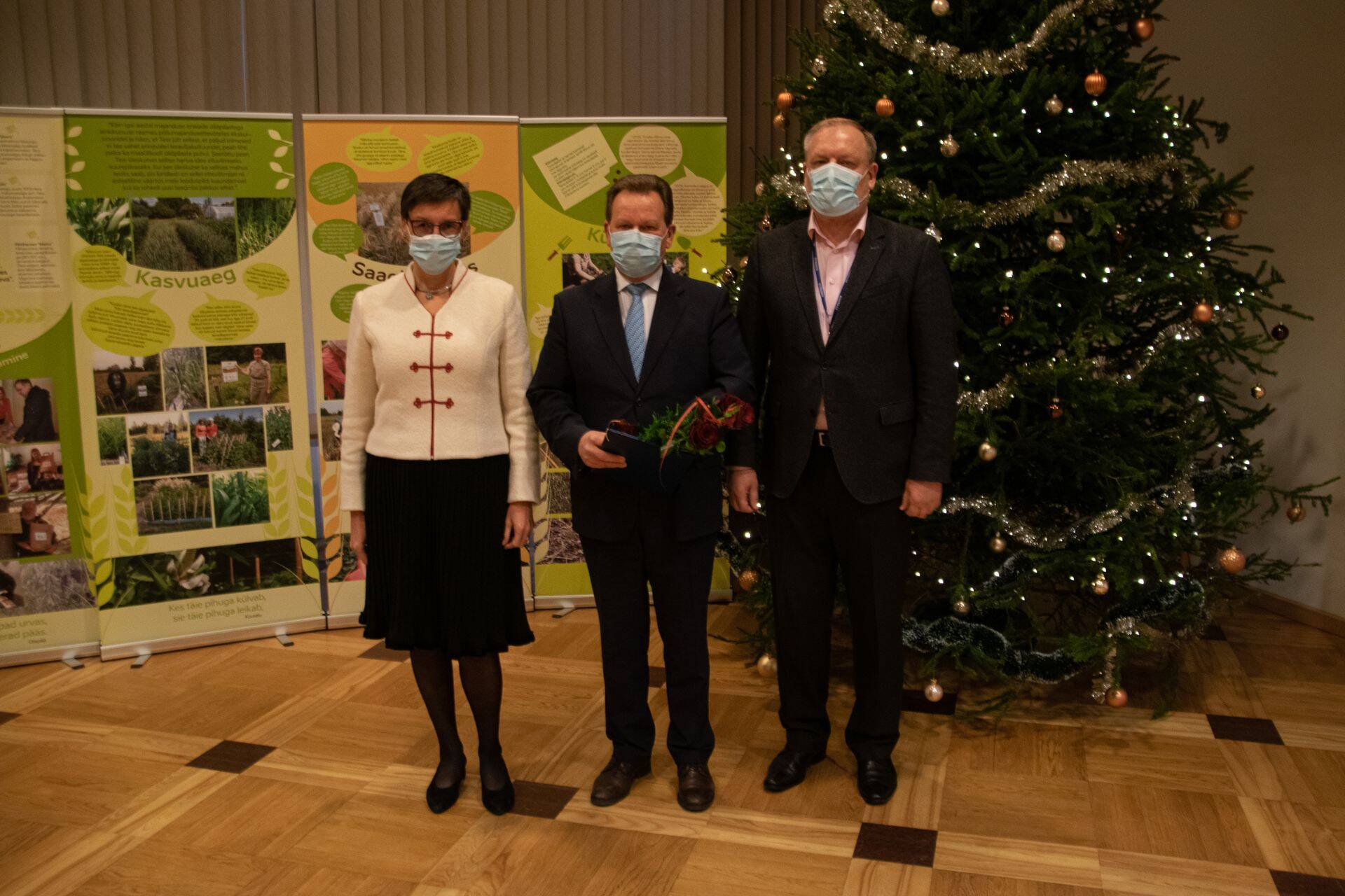 Maaeluministeeriumi teenetemärkidega tunnustati 14 inimest. Fotod: Maaeluministeerium