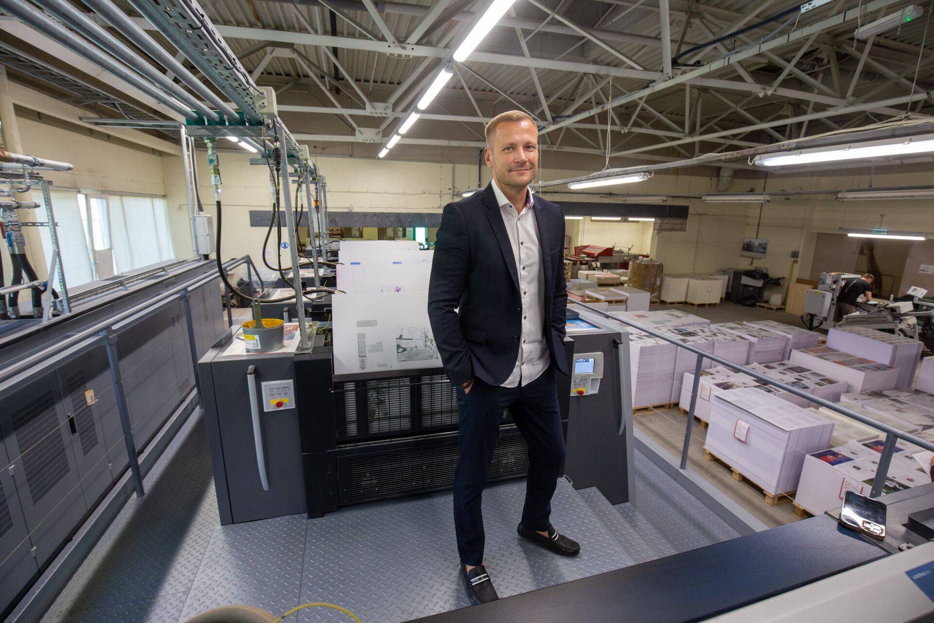 Raamatute trükkimine on liikunud Skandinaaviast Baltikumi, nüüd jõuavad siia ka varem Hiina läinud tellimused. Viljandi trükitööstuse Best Print juht Tanel Venderström tõdeb, et nii suuri investeeringuid kui viimase aasta jooksul pole nad varem teinud. Suured investeeringud tulevad ka sel aastal.