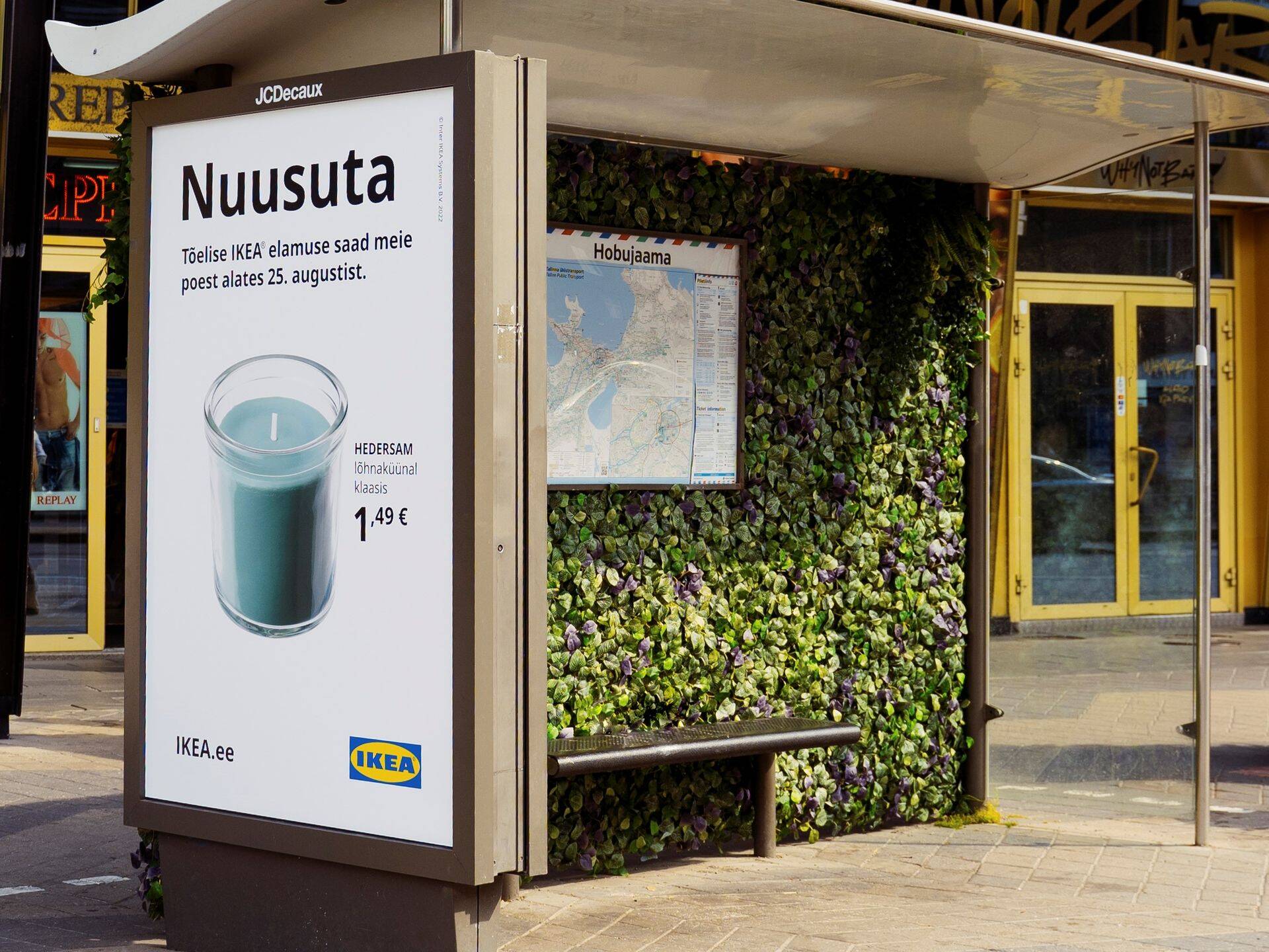 Tallinlased said nuusutada bussipaviljonides IKEA küünlaid ja puudutada IKEA vaipa.