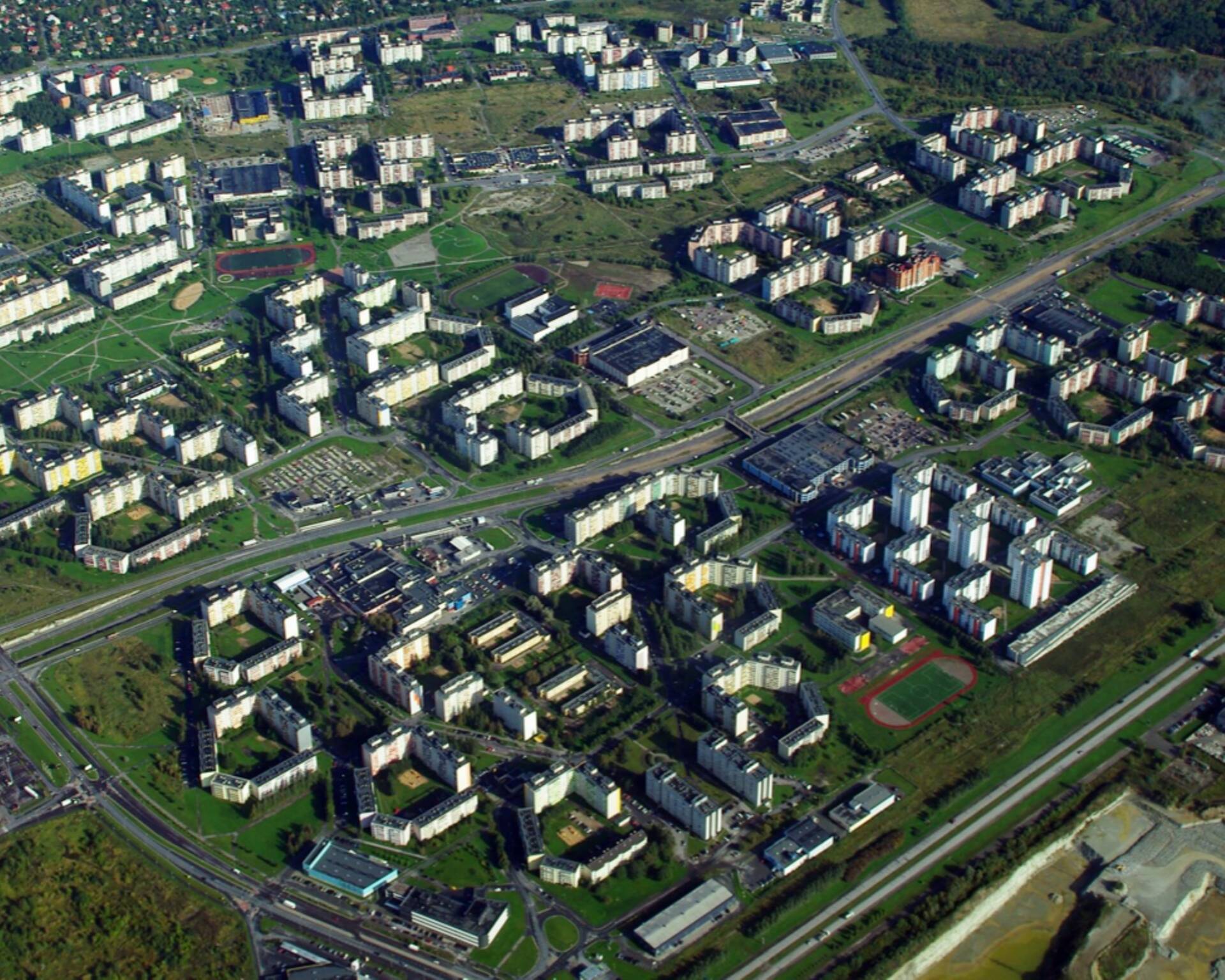 Fragment värske ülevaate kaanelt.