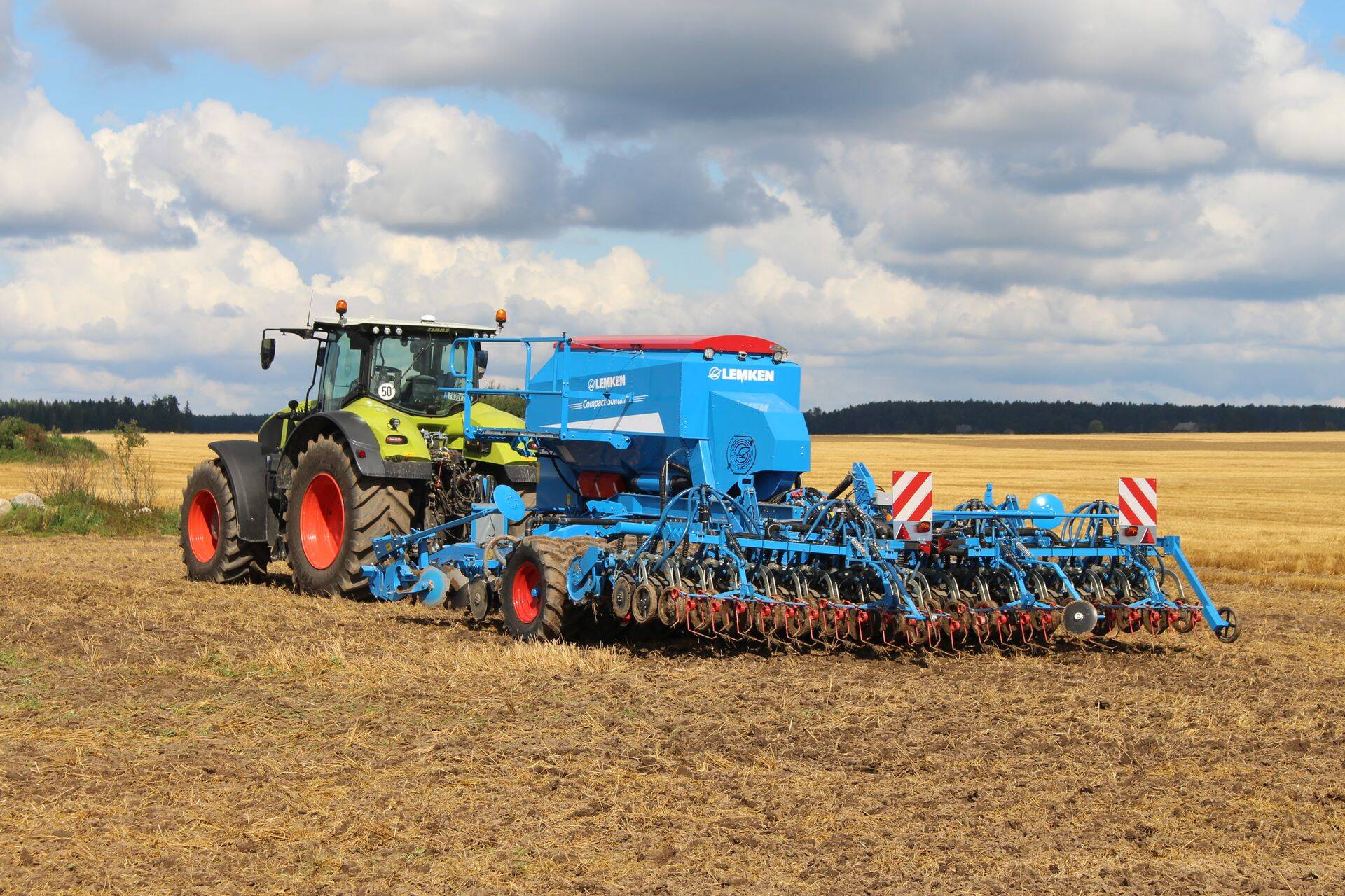 Põldudel töötab järjest parem tehnika ja inimtööjõudu vajatakse senisest vähem.