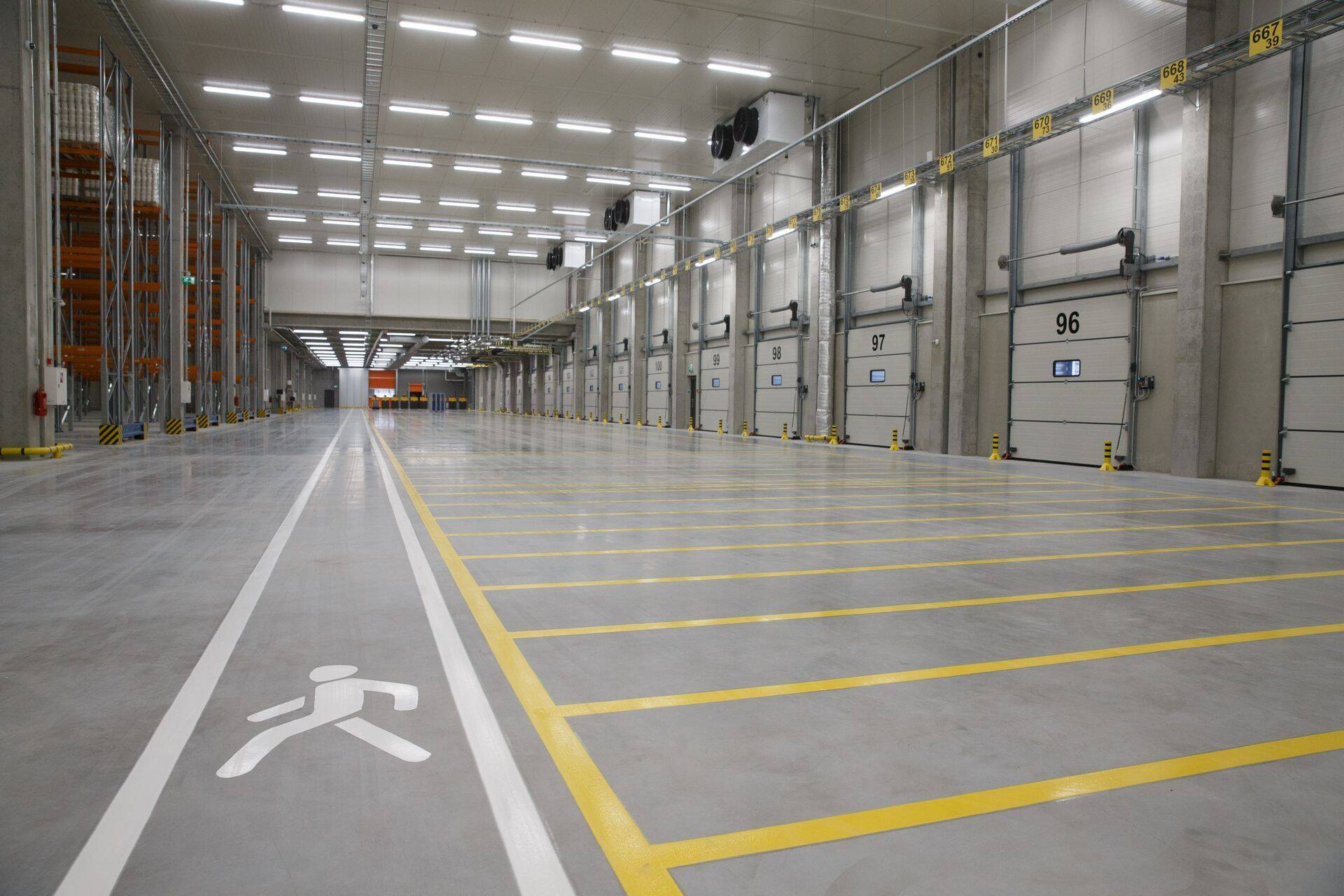 Logistikauudised tegi ringkäigu Maxima avatud Eesti suurimas logistikakeskuses.