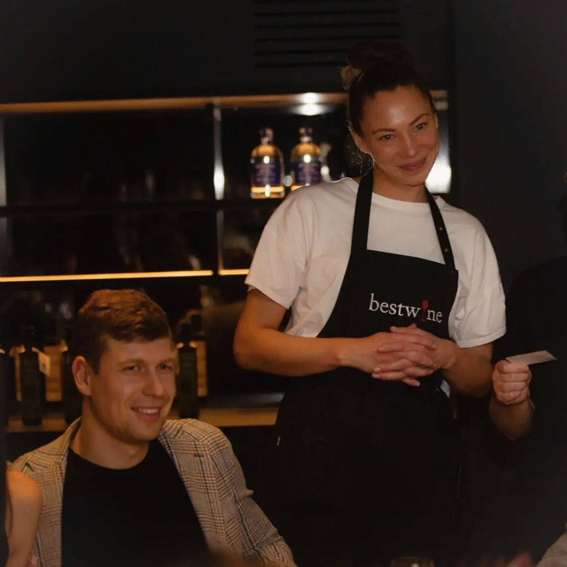 В апреле мечта Яны сбылась: она устроила частный ужин на 50 человек совместно с компанией Bestwine и еще одной финалисткой MasterChef Eesti Ксенией Каркавенко.