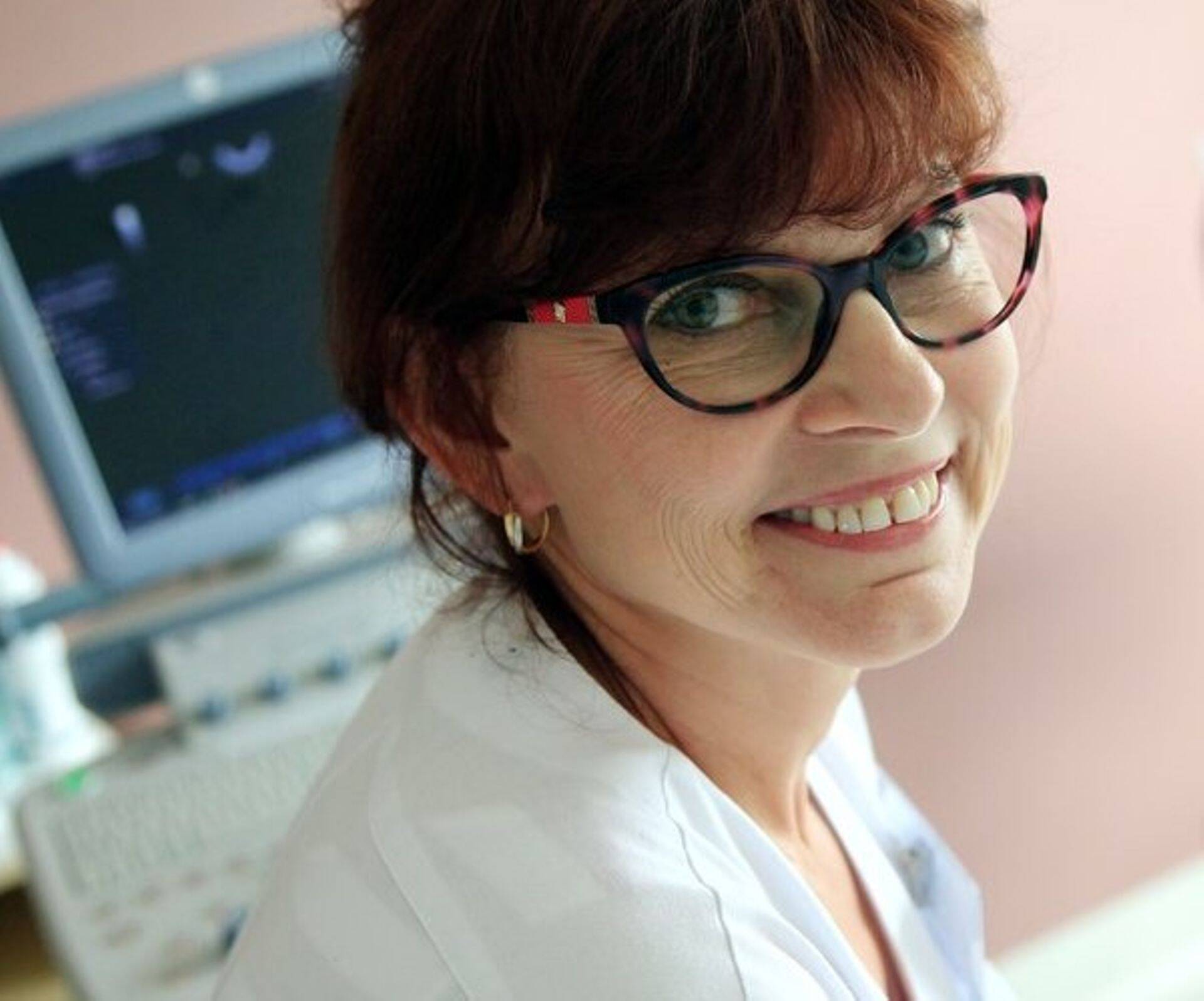 Naistearst Ülle Kadastik esineb ettekandega konverentsil "Meditsiini Update 2022".