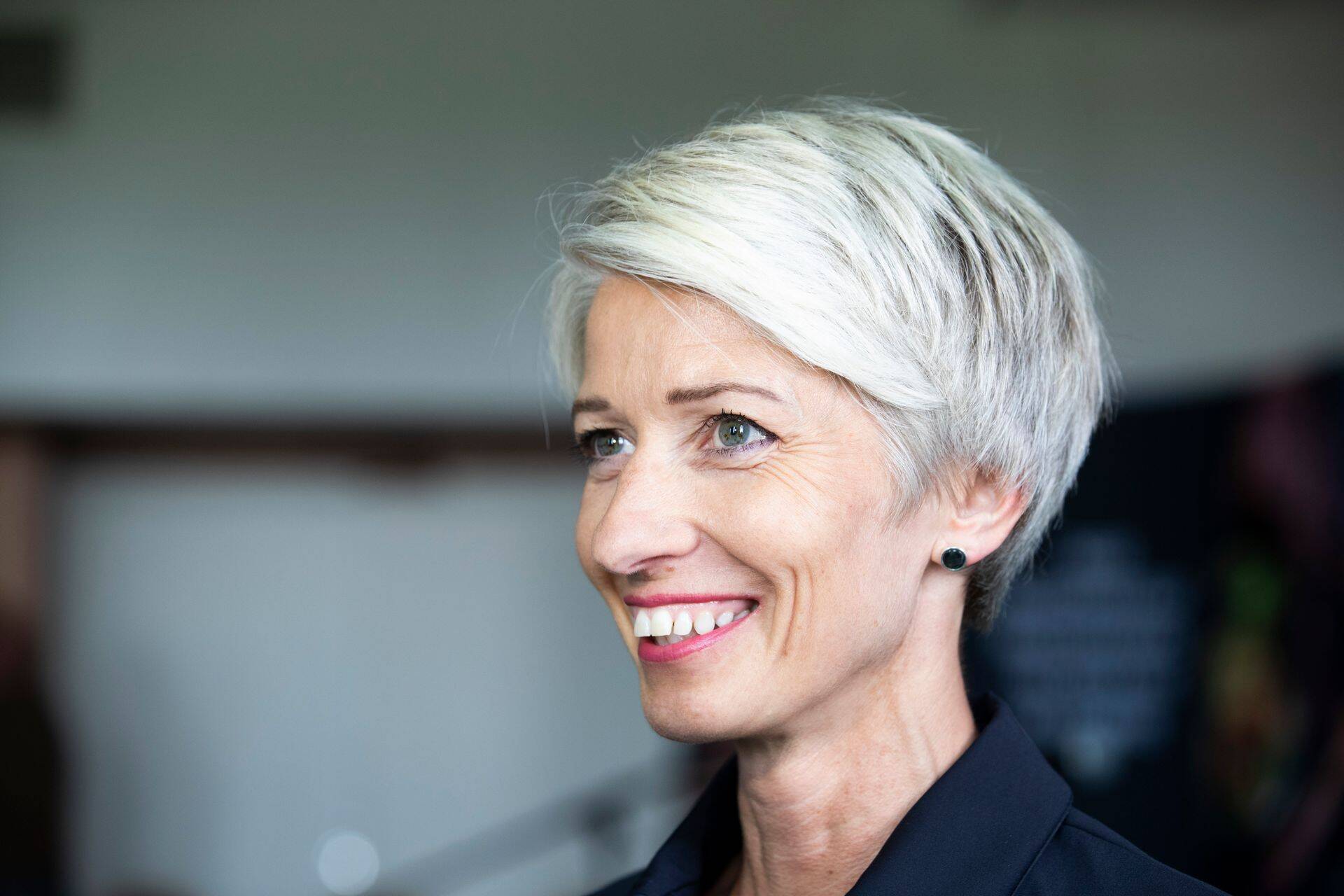 Anne Mere hindab inimesi, kes oskavad enda üle nalja heita.