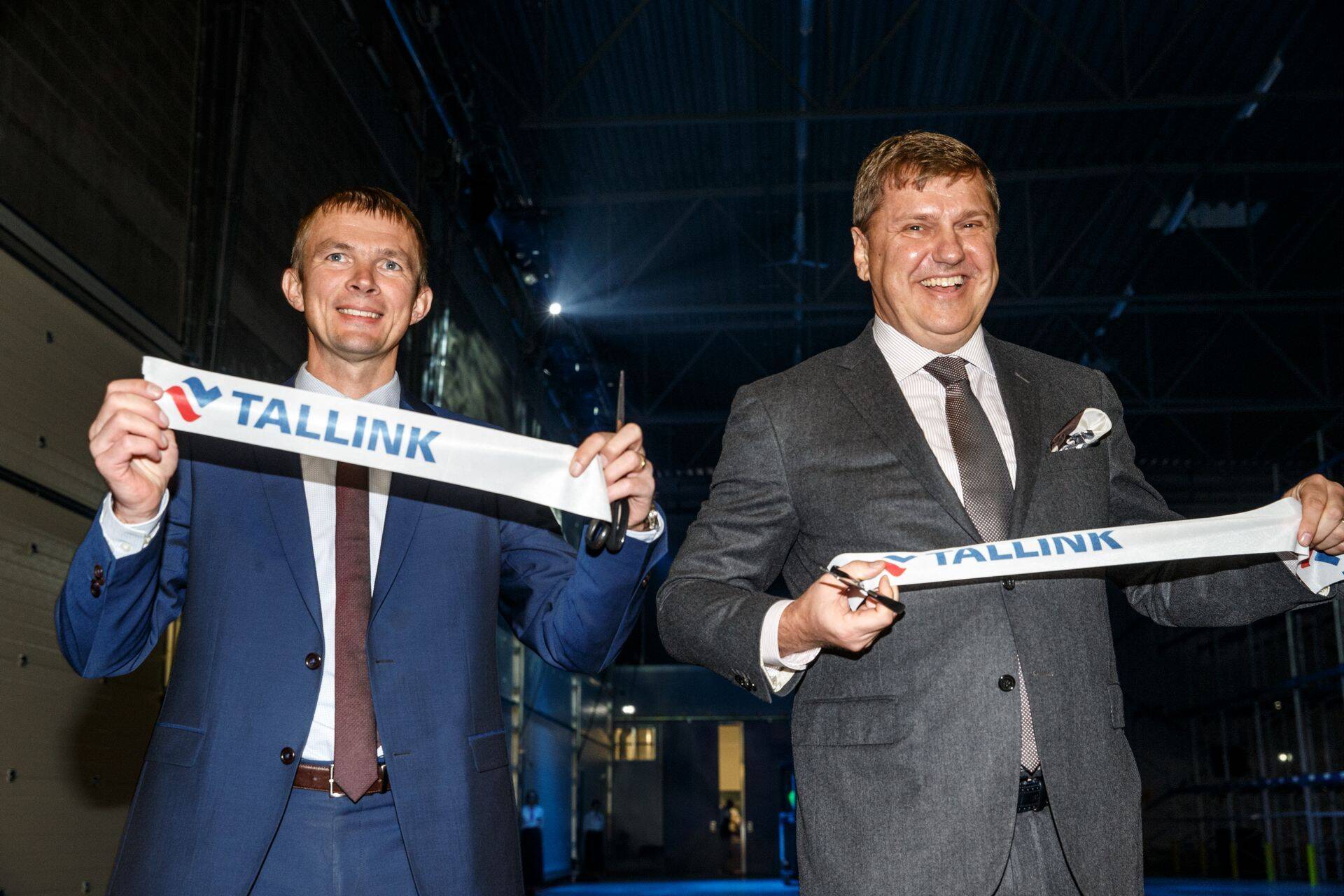 Janek Stalmeister vasakul (AS Tallink Grupp juhatuse esimees) ja
Ain Hanschmidt (AS Infortar juhatuse esimees)