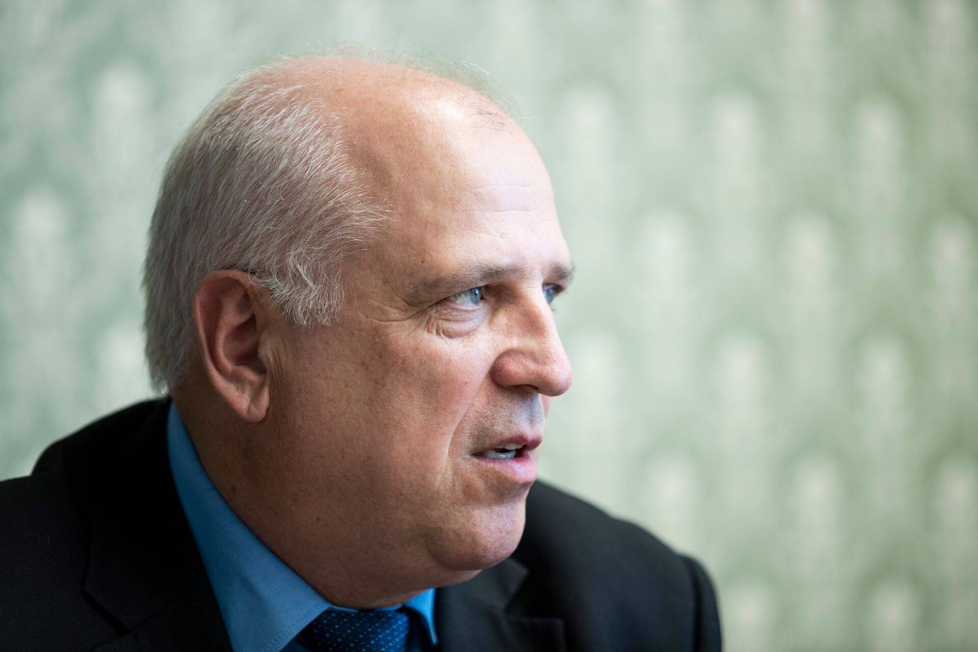 Hommikuprogrammis rääkis minister Mart Järvik, miks ta pidevalt välismaal käib.