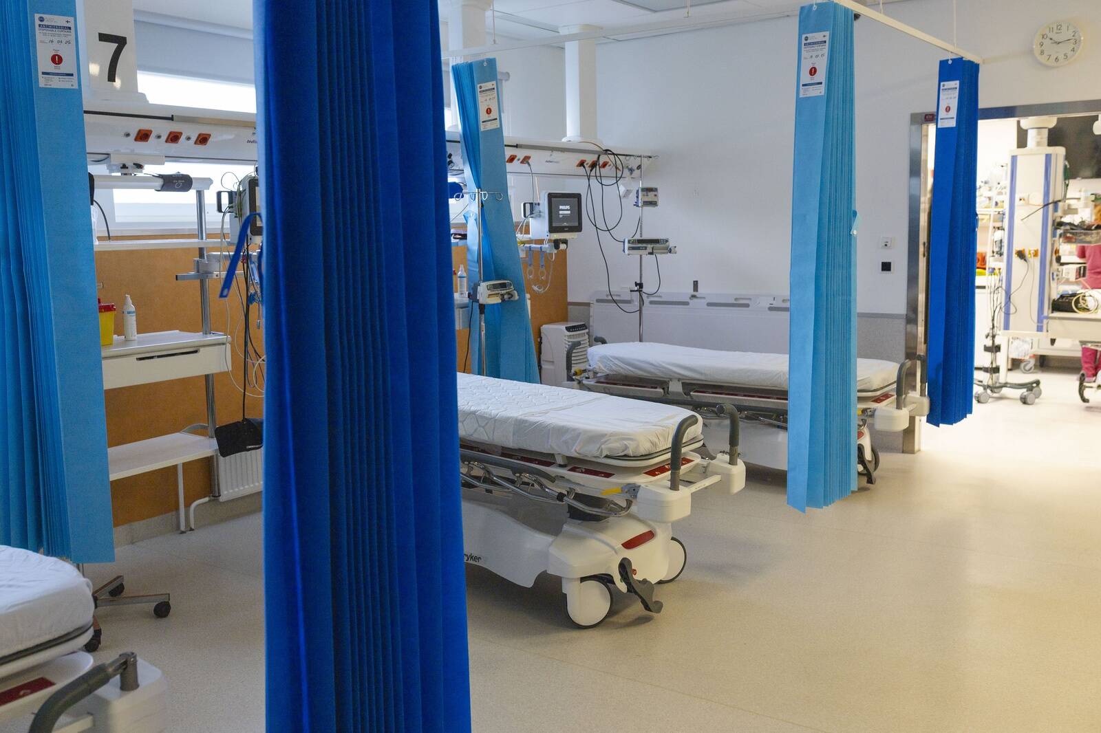 Tühjad EMO voodid Ida-Viru keskhaiglas.