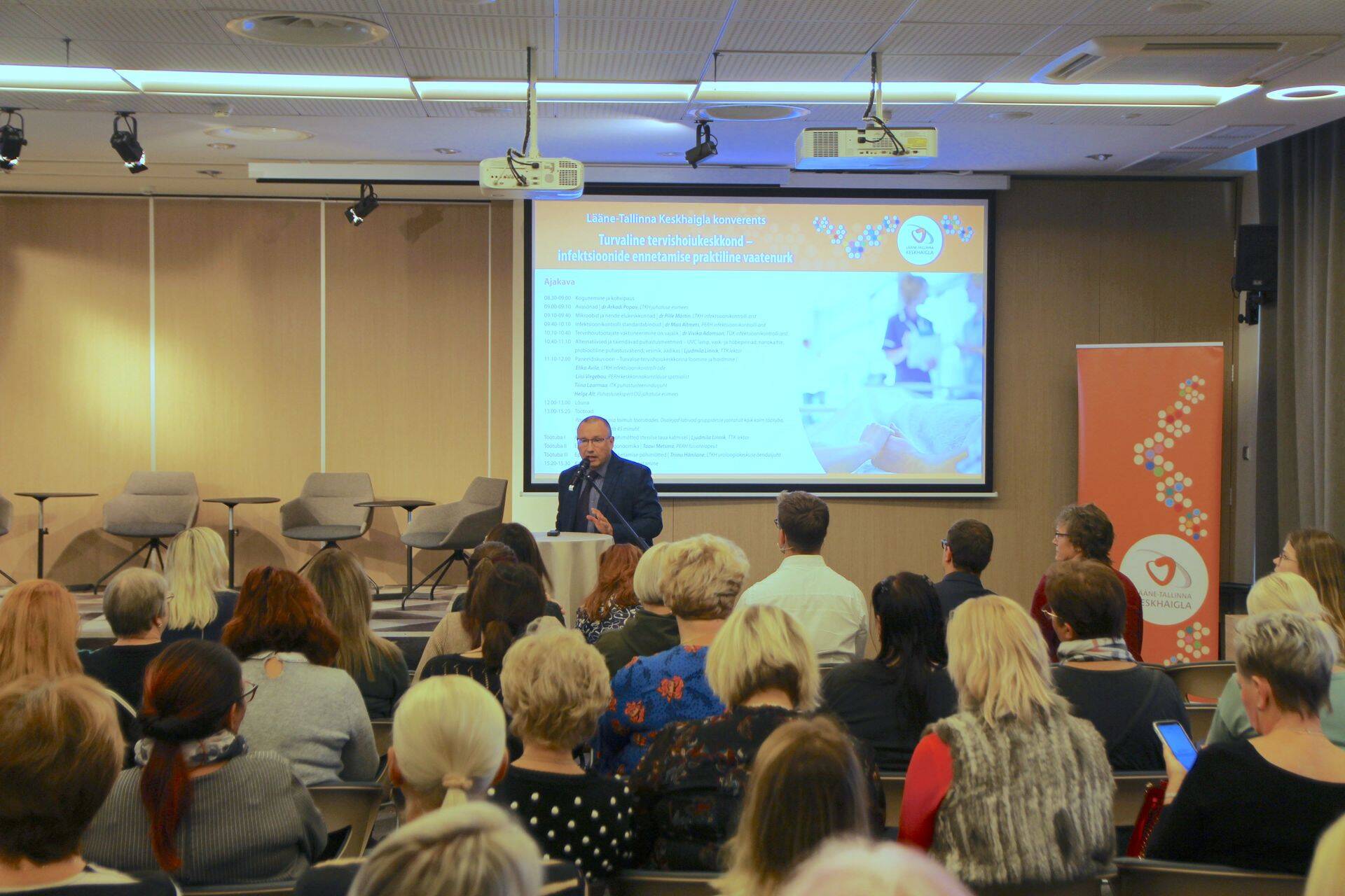 Fotol: Infektsioonialane konverents LTKHs.