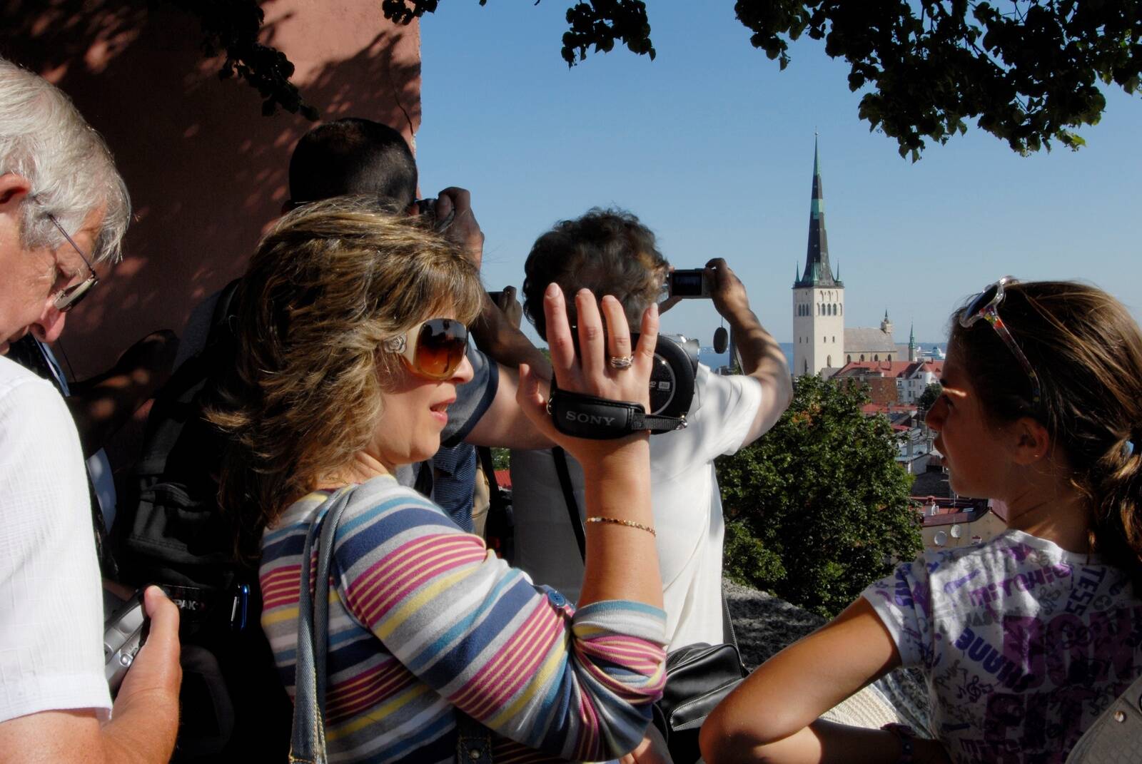 Turistid Tallinna vanalinnas.