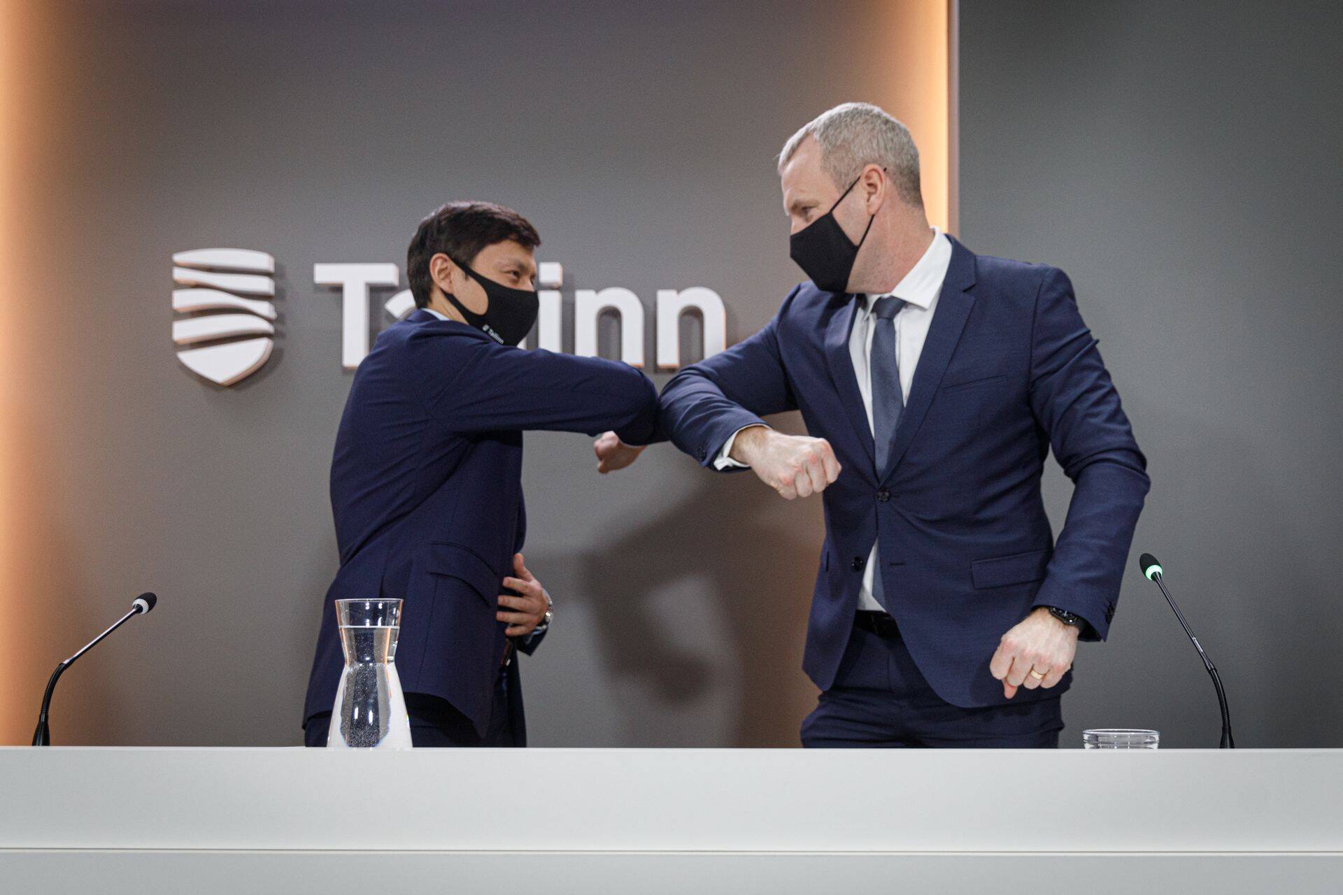 Tallinna linnapea Mihhail Kõlvart ja Utilitase kontserni juht Priit Koit.