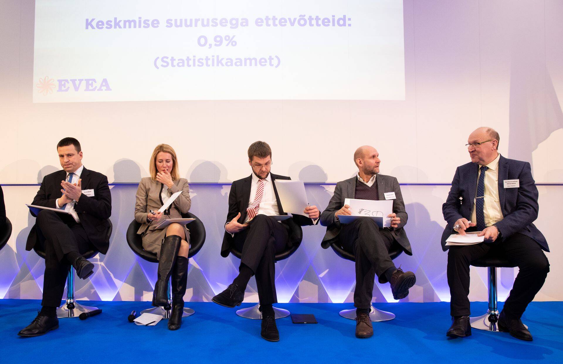 Erakondade juhid EVEA üritusel. Ükski erakond pole sel aastal valimislubadustega end tagasi hoidnud.