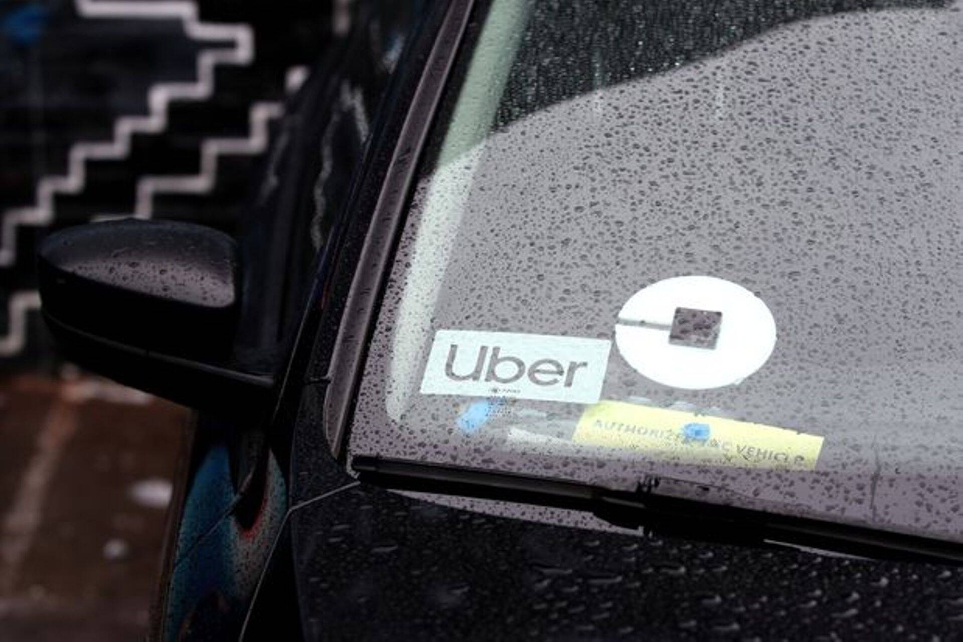 Uber akcijas kāpj, nav pazīmju par braucēju skaita samazināšanos