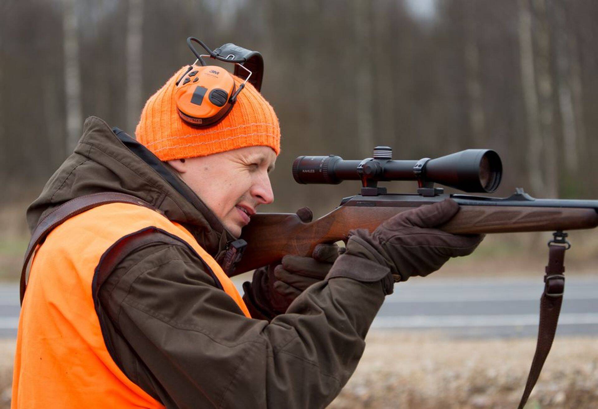 Hobijahimees Ilo Rannu sõnul on jahipidamisest 99% vaikset aega, mil loomi jälgitakse.