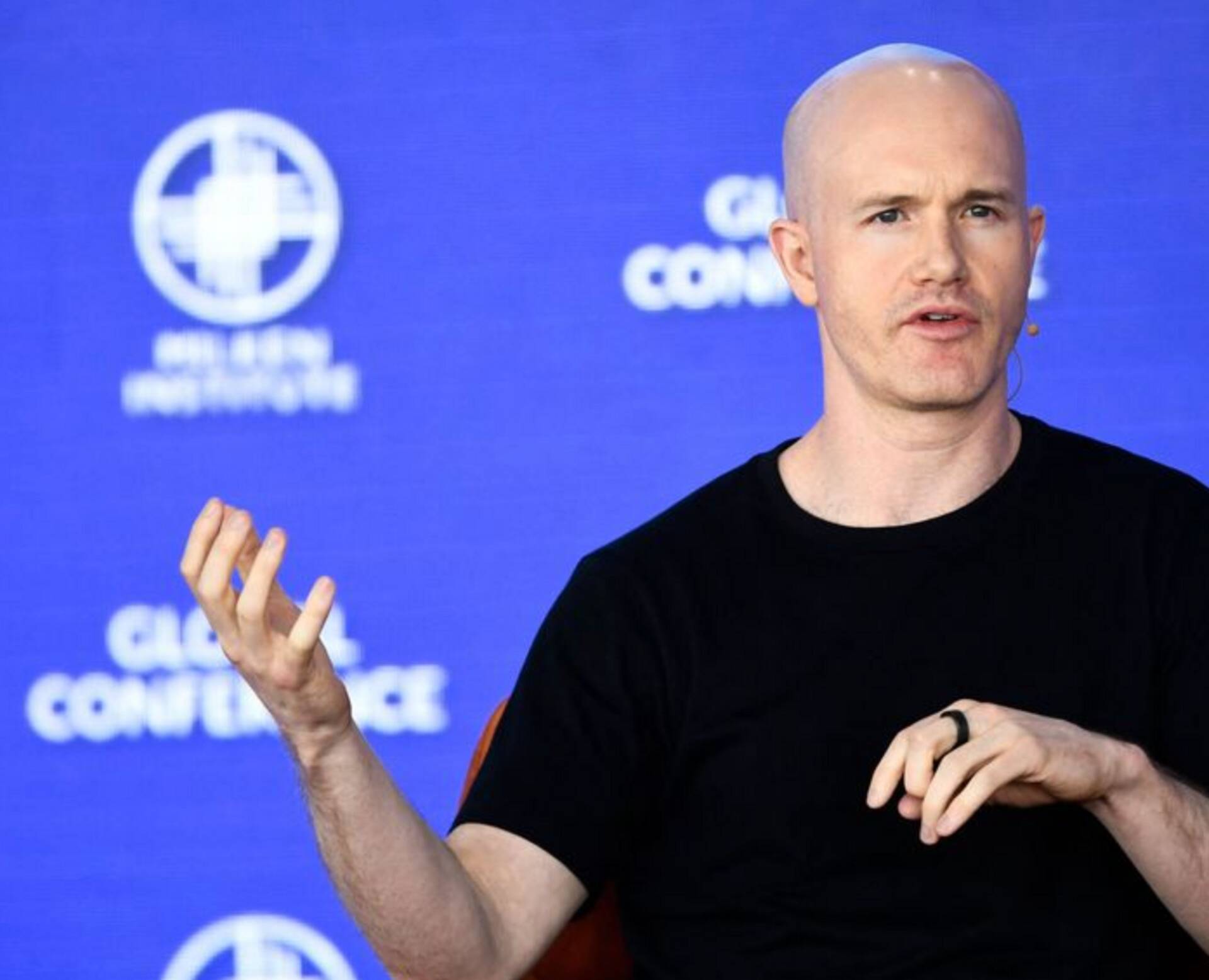 Braiens Ārmstrongs (Brian Armstrong), Coinbase Global līdzdibinātājs un izpilddirektors