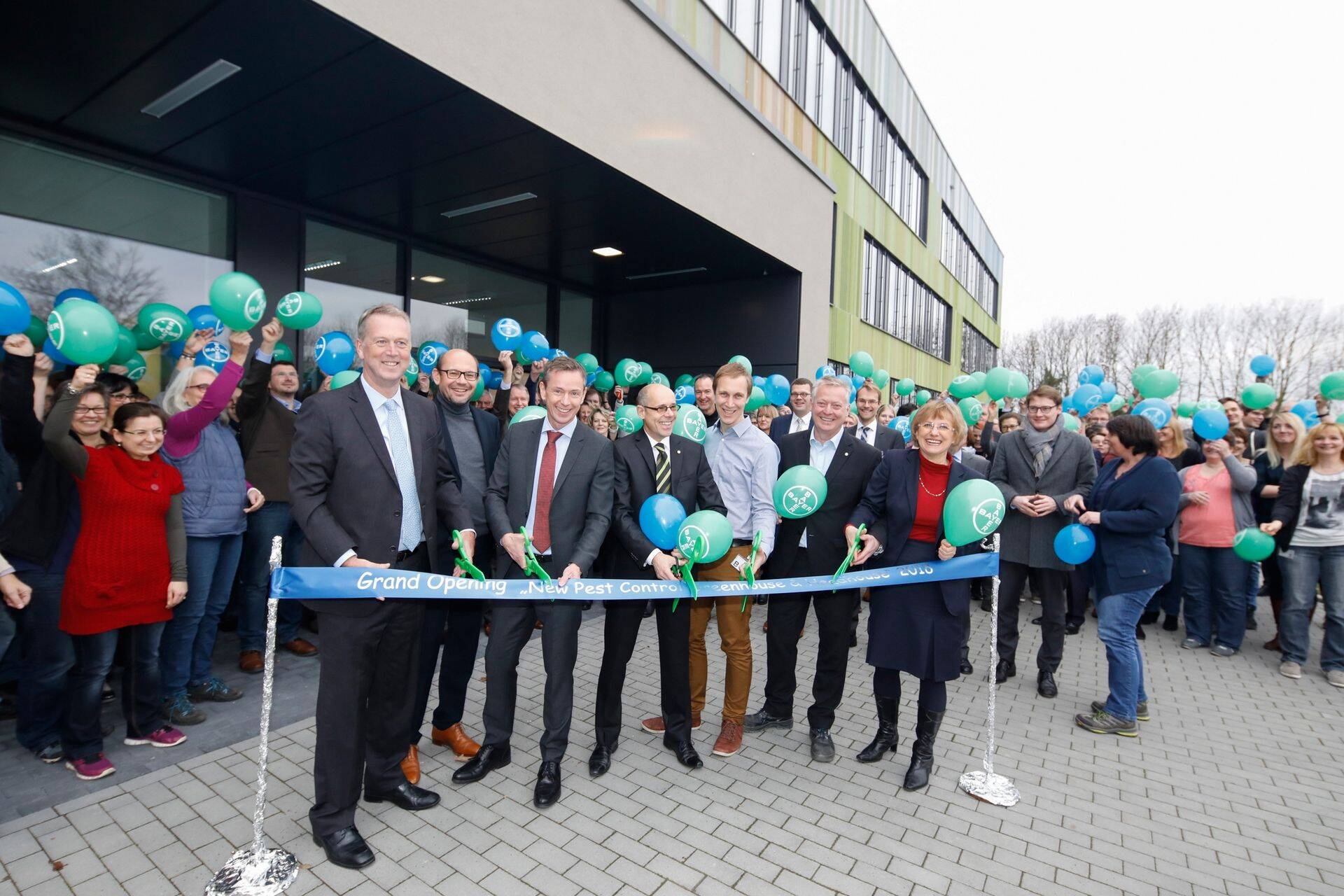 Bayer rajas teadusuuringuteks kasvuhoone­kompleksi