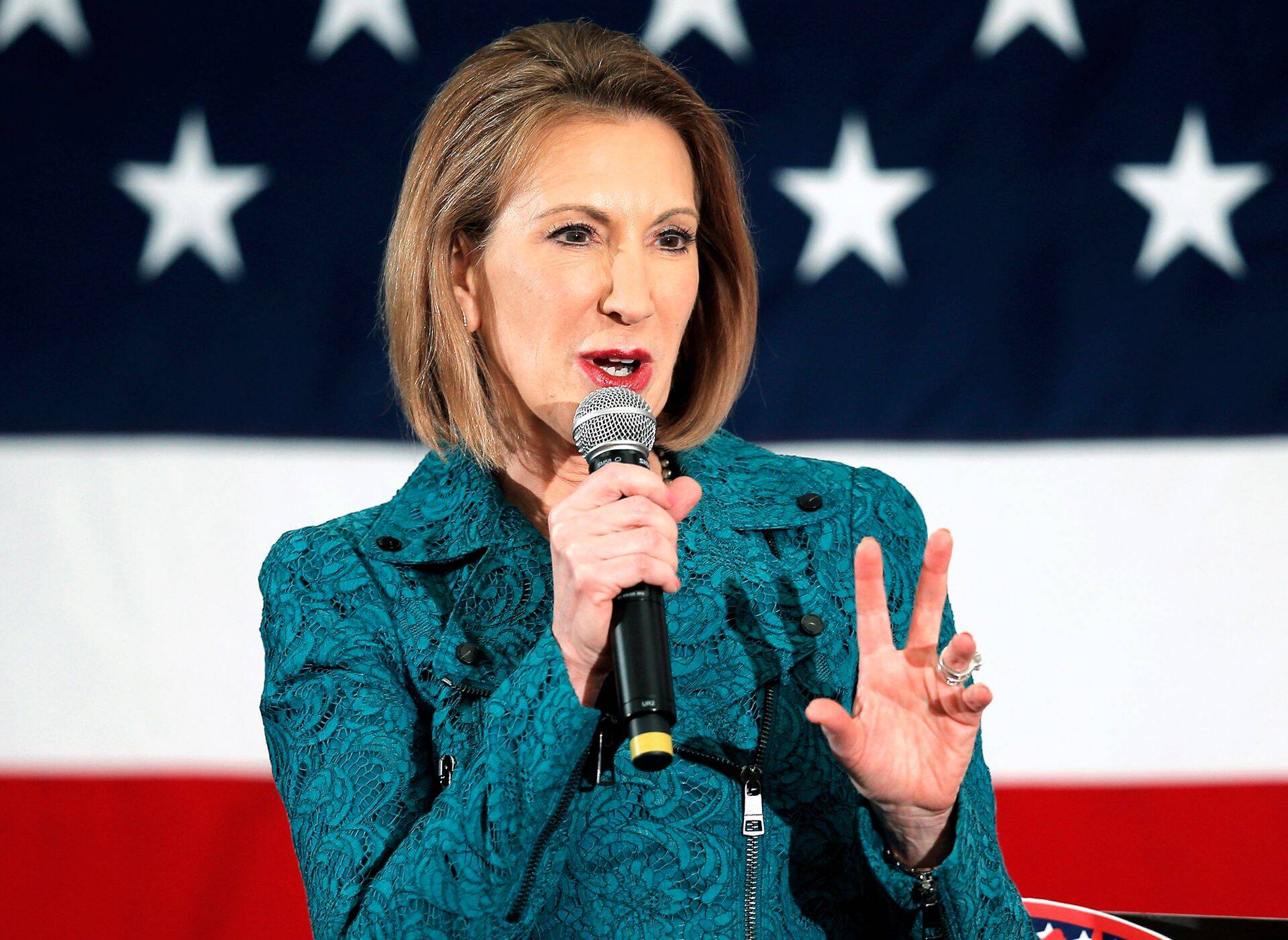 Former Hewlett-Packard CEO Carly Fiorina speaks at the First in the Nation Republican Leadership Conference in Nashua, New Hampshire, United States, in this file photo taken April 18, 2015. Fiorina announced on Monday she is running for president, becoming the only woman in the pack of Republican candidates for the White House in 2016.  REUTERS/Brian Snyder/Files
