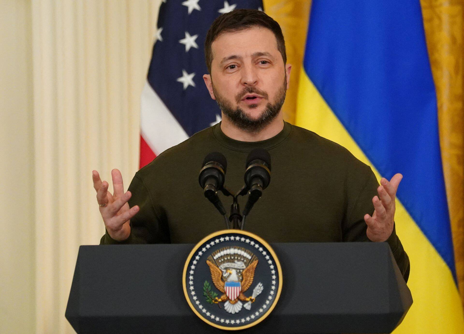 Президент Украины Владимир Зеленский выступает на пресс-конференции в Восточном зале Белого дома, Вашингтон, США, 21 декабря 2022 г.