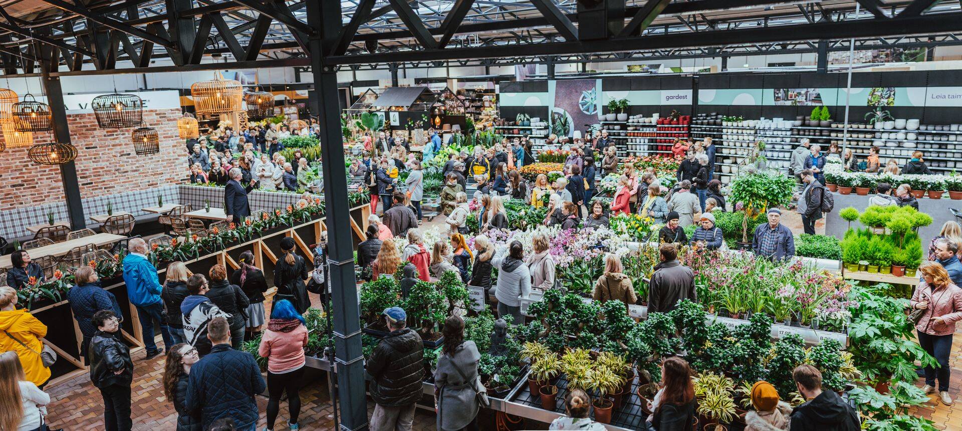 Gardesti aianduskeskus on aiahuvilistele avatud juba üle aasta.