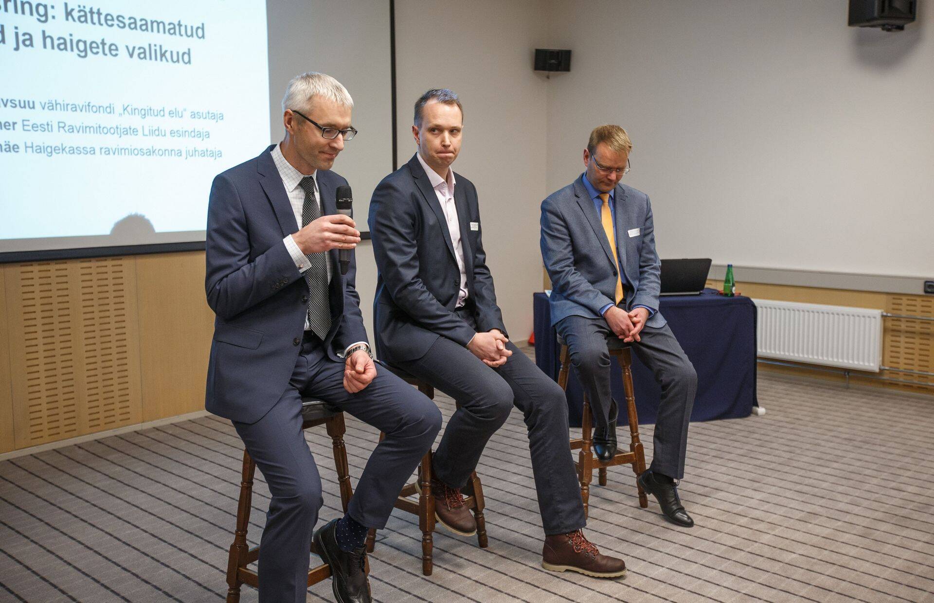 Vestlevad Kuuno Vaher, Toivo Tänavsuu ja Erki Laidmäe.