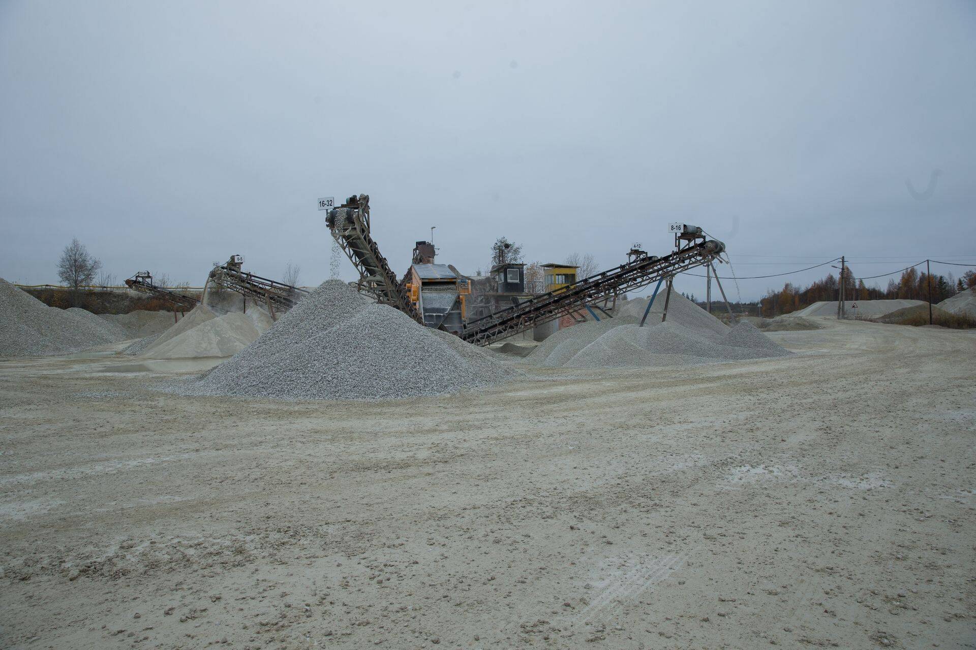 Paekivikillustiku tootmine.