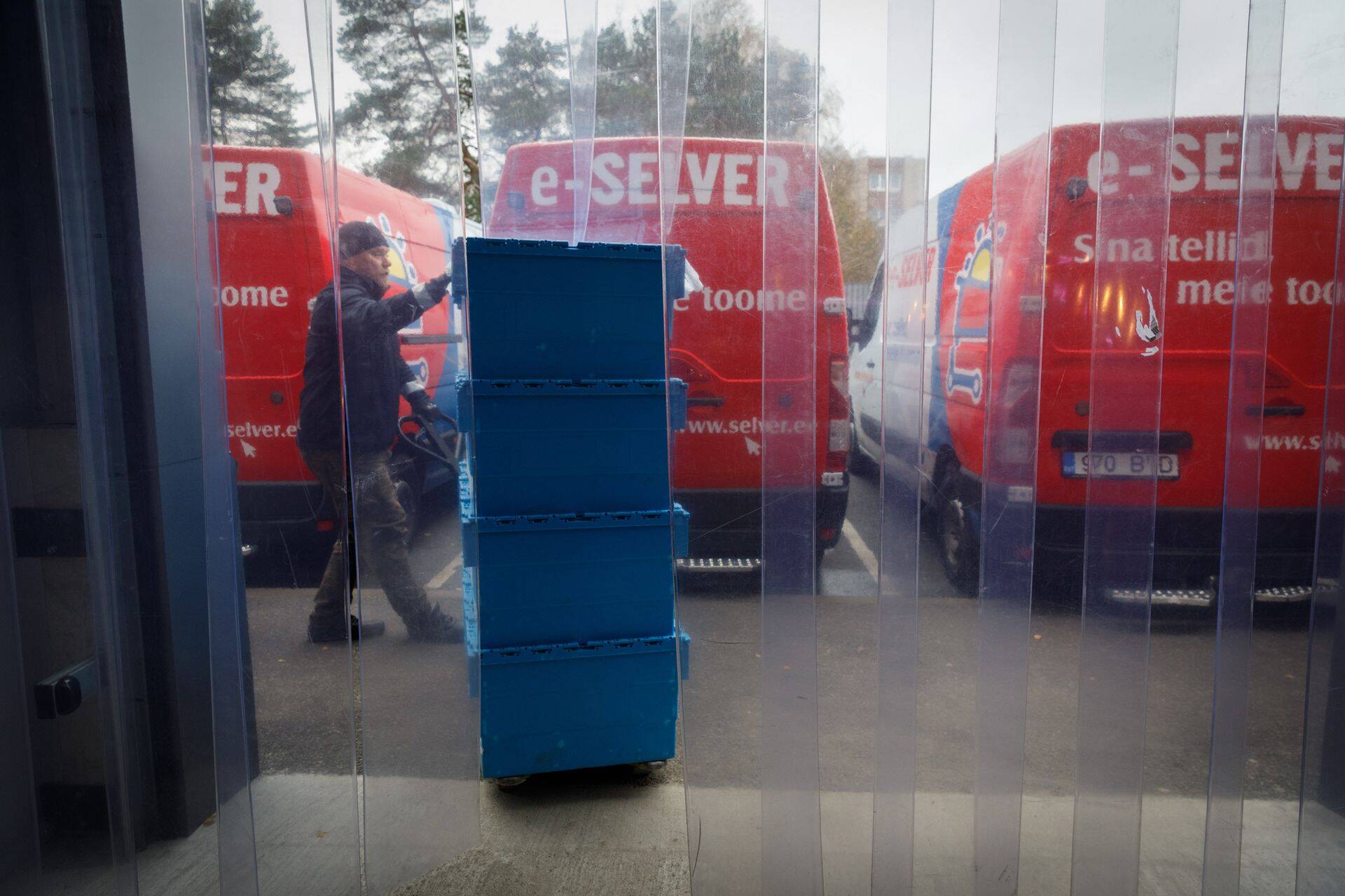 Toidupoodide kulleriteenus on viimastel päevadel lõkkele löönud.