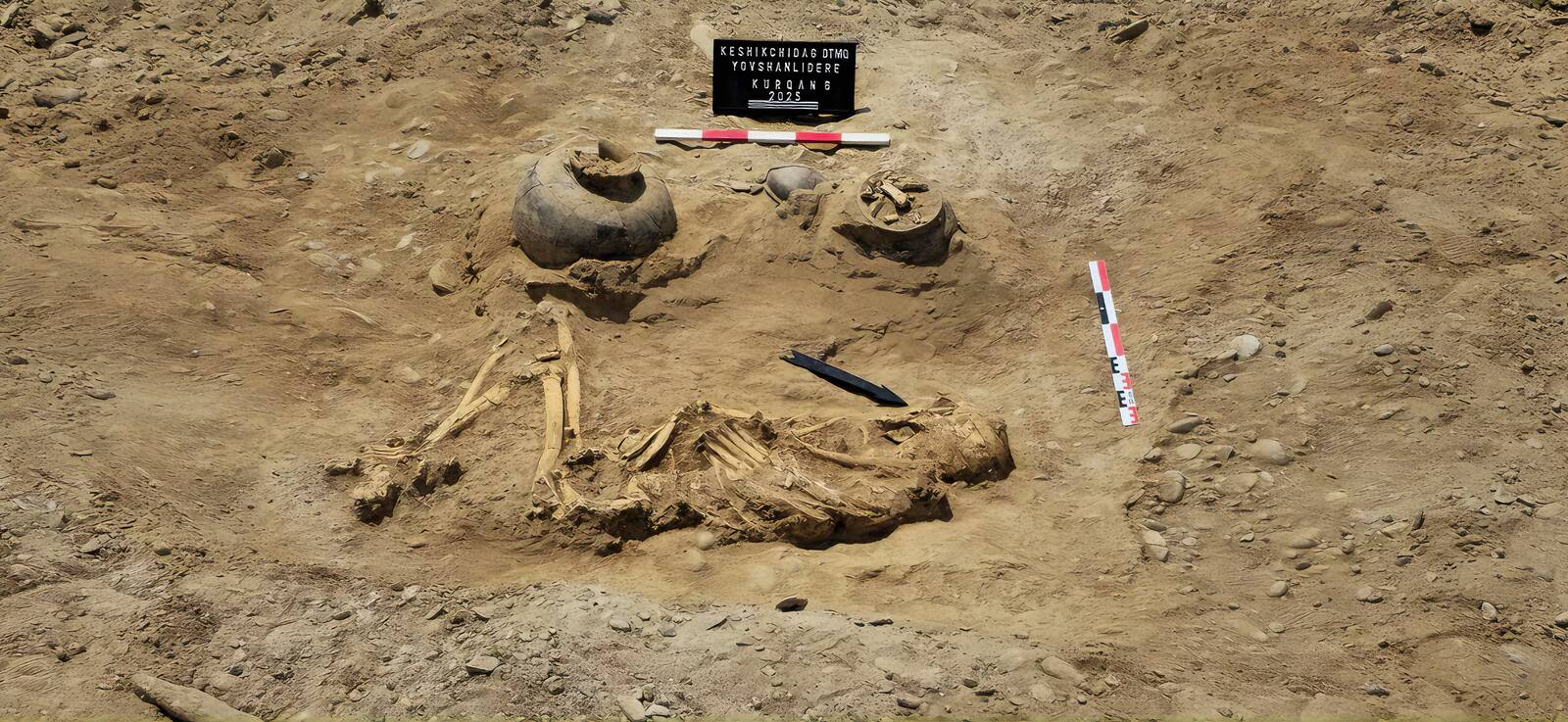 Aserbaidžaanist leiti ebatavaliselt pika sõdalase haud