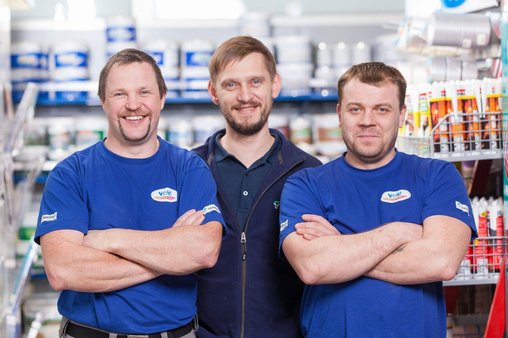 VOH! värvi- ja krohvikeskuse meeskond.