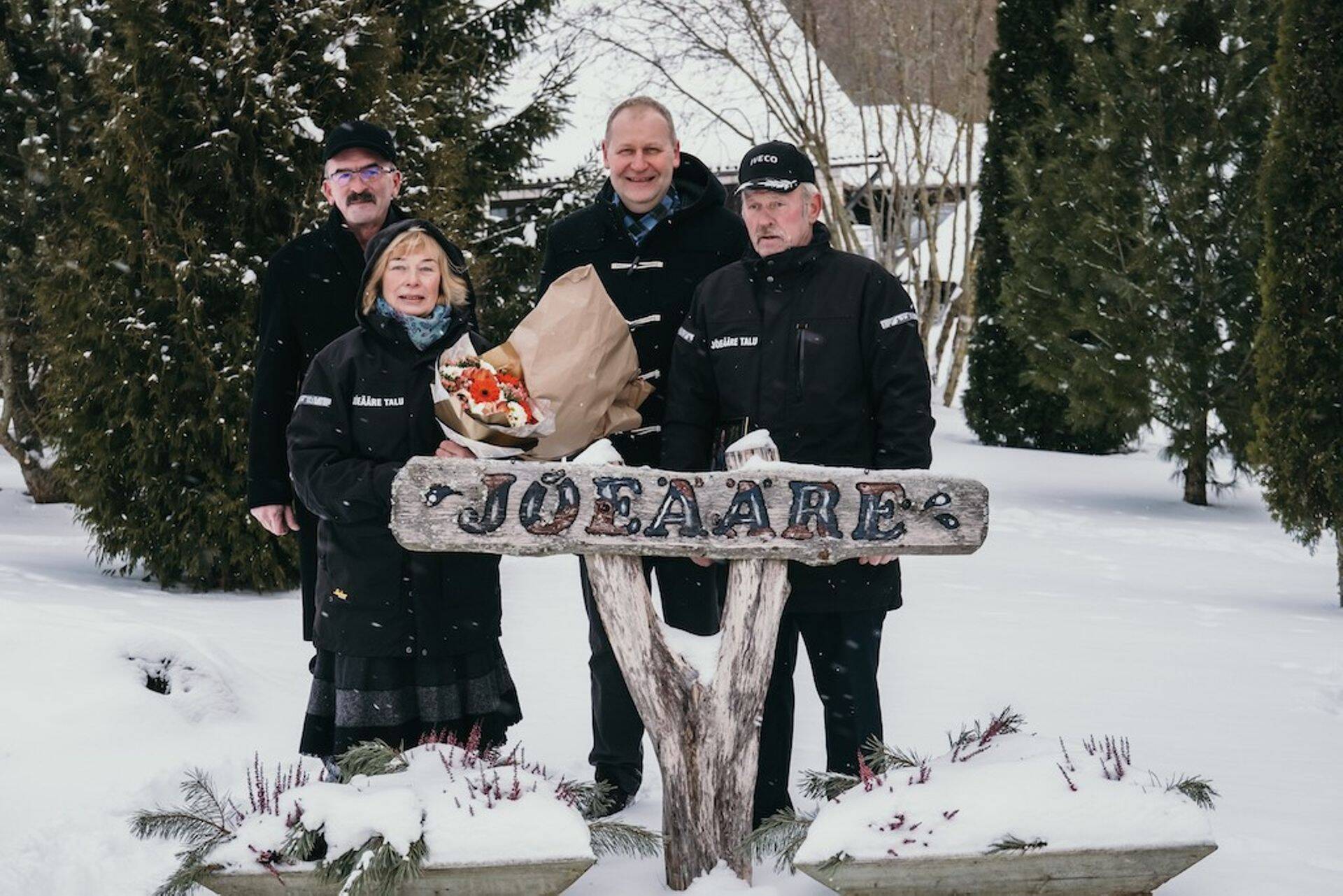 Alt vasakult: Laivi ja Urmas Laks, Jõeääre talu; ülevalt vasakult: Kalle Hamburg, Taluliidu juhatuse esimees; Urmas Kruuse, maaeluminister.